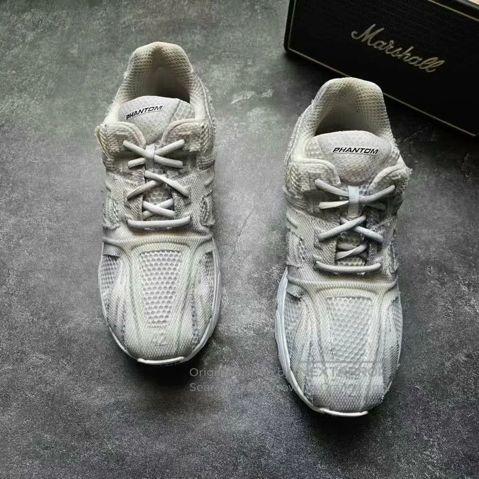 Balenciaga balenciaga phantom sneakers in used condition. Size US 9 / EU 42 - 3 Thumbnail