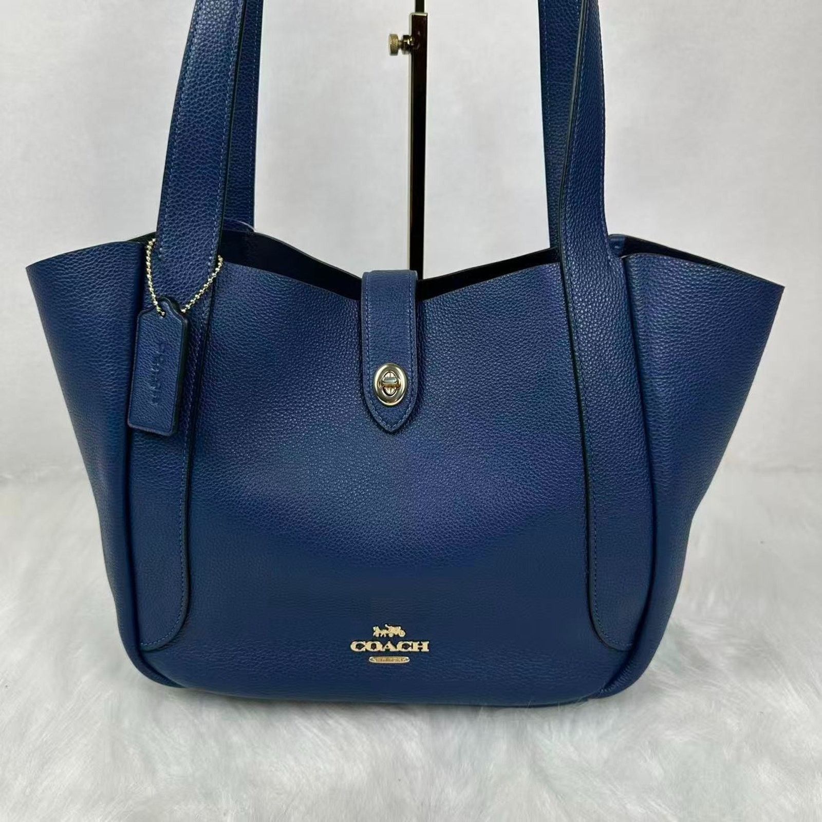 Coach Coach Hadley Turnlock Tote Bag Leather/Gold/Deep Blue CAL17 Size ONE SIZE - 2 Thumbnail