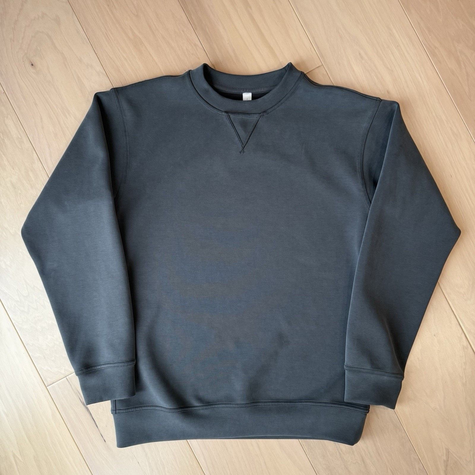 Lululemon Lululemon Softstreme Pullover Women's 6 Sweatshirt Workout Size M / US 6-8 / IT 42-44 - 2 Thumbnail