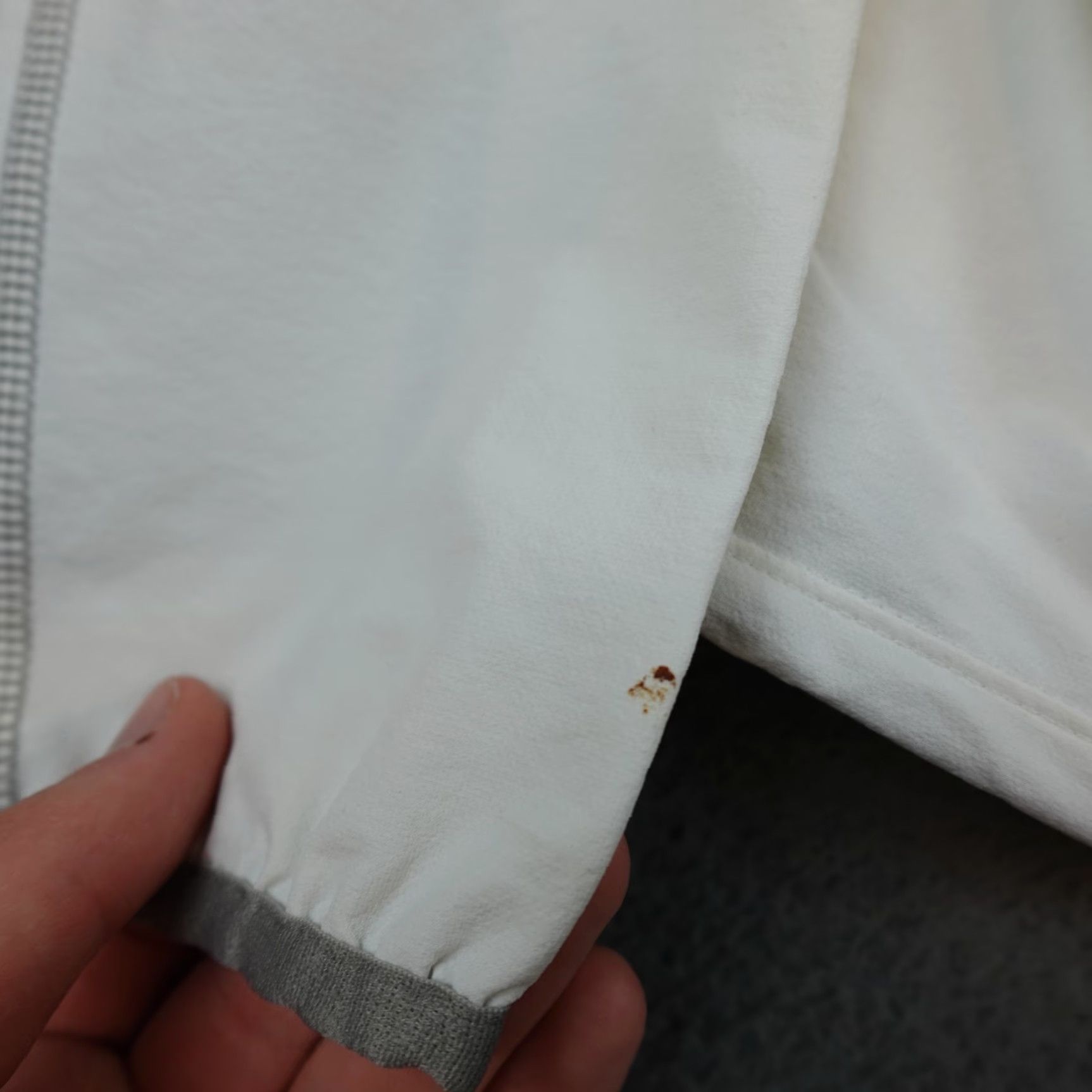 Eddie Bauer Eddie Bauer First Ascent Jacket Womens Medium White Softshell Full Zip Hiking Size M / US 6-8 / IT 42-44 - 4 Thumbnail