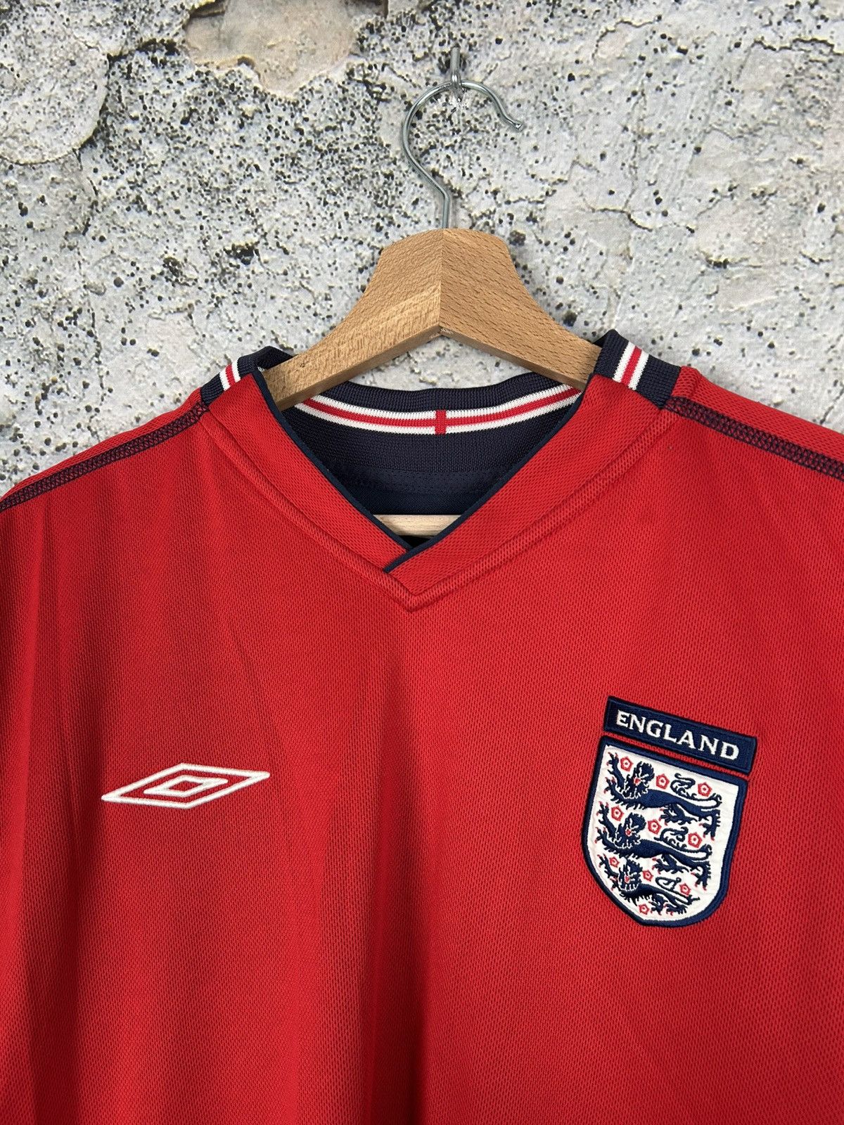 Umbro Vintage England 2004 Reversible Soccer Jersey Football Size US L / EU 52-54 / 3 - 4 Thumbnail