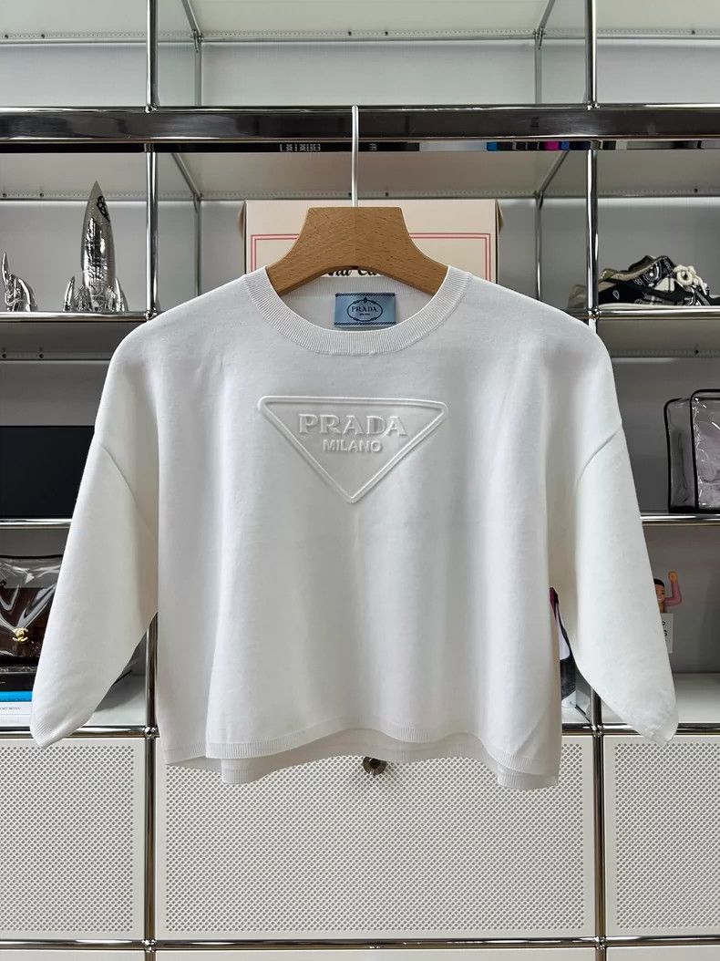 Prada Prada Size 38 White relief triangle logo short knitted T-sh Size US XXS / EU 40 - 1 Thumbnail