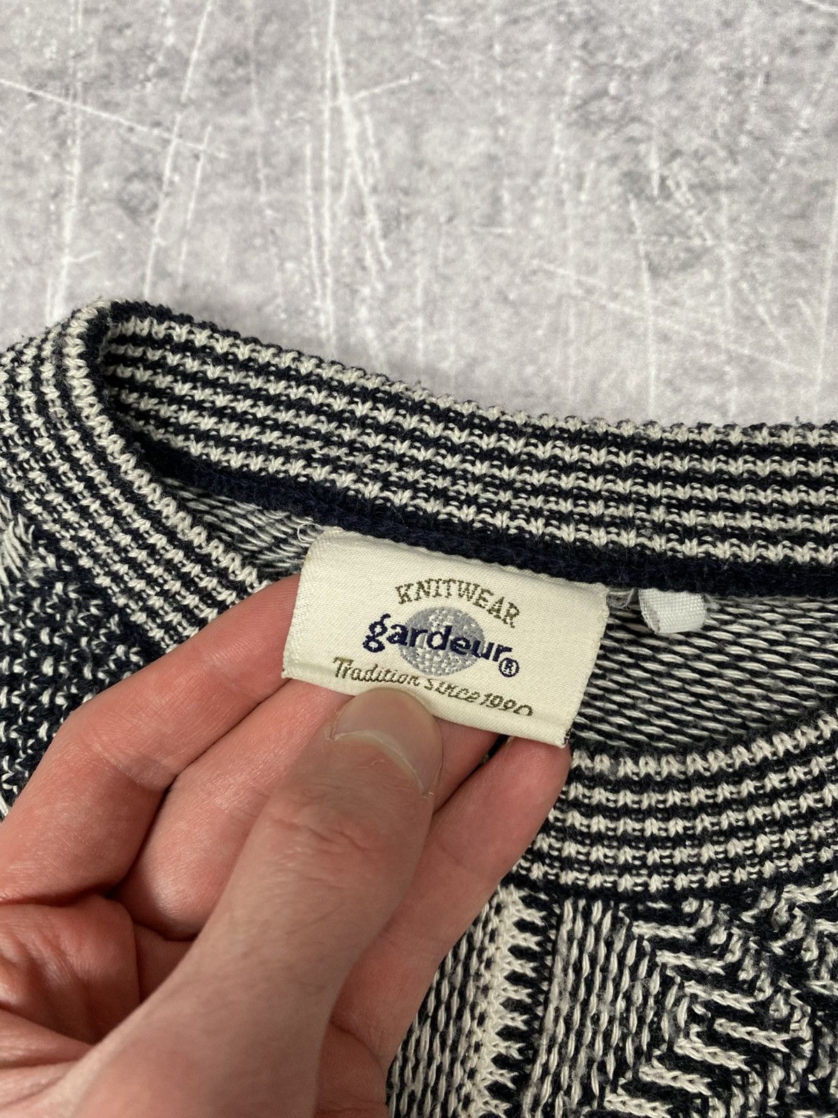 Coogi Vintage Gardeur black-white knitted sweater Size US L / EU 52-54 / 3 - 4 Thumbnail