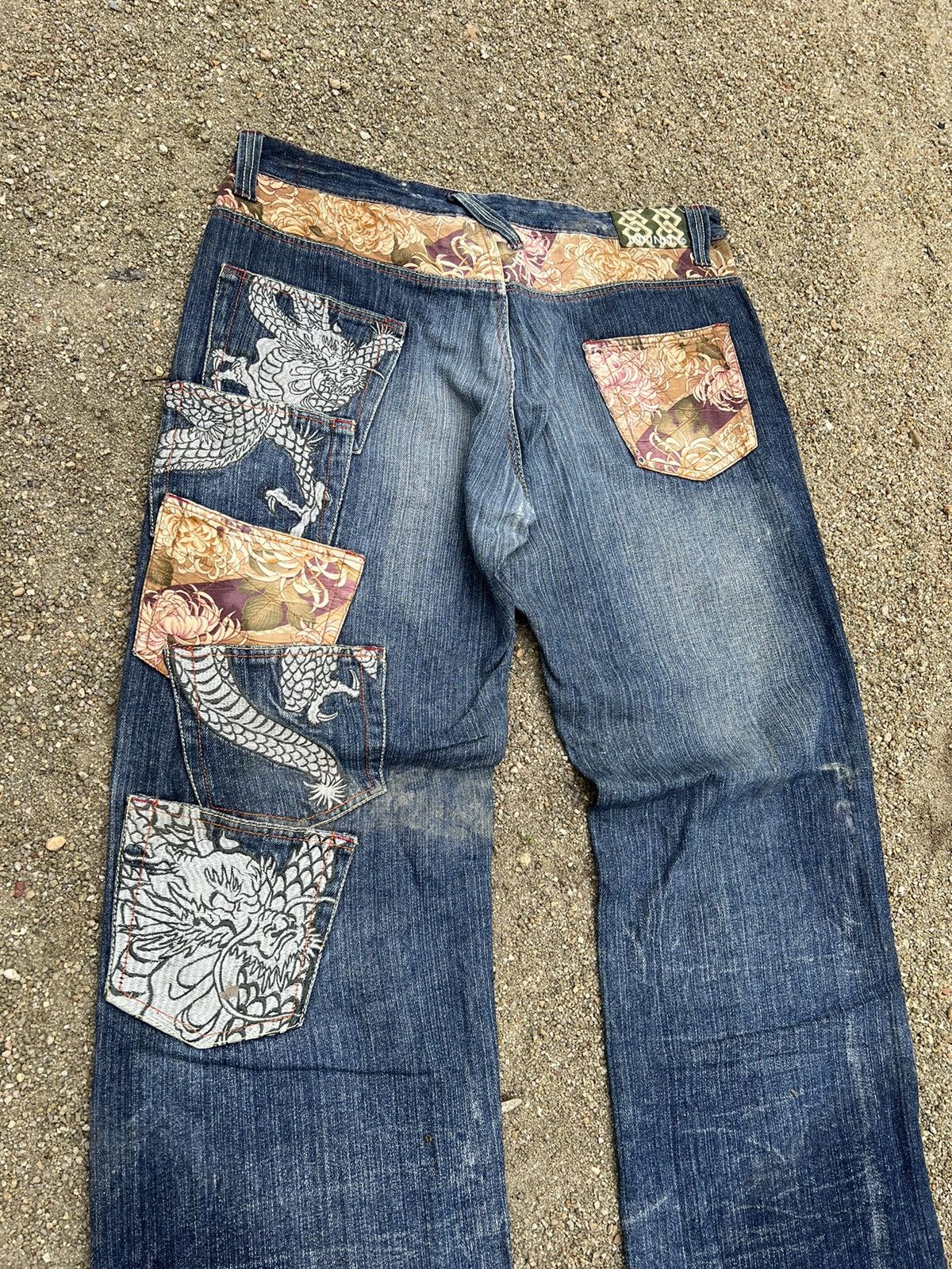 If Six Was Nine ‼️OFFER‼️Vintage jeans infinity dragon pocket saiz 38 Size US 38 / EU 54 - 5 Thumbnail