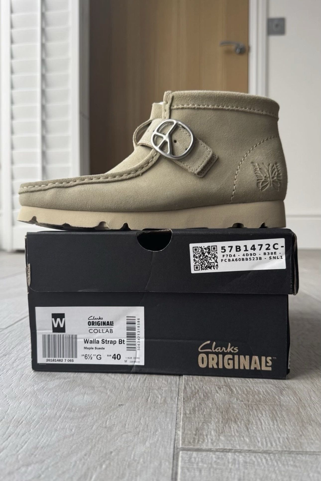 Clarks CLARKS ORIGINALS X NEEDLES WALLABEE STRAP BOOT MAPLE SUEDE Size US 7 / EU 40 - 2 Thumbnail