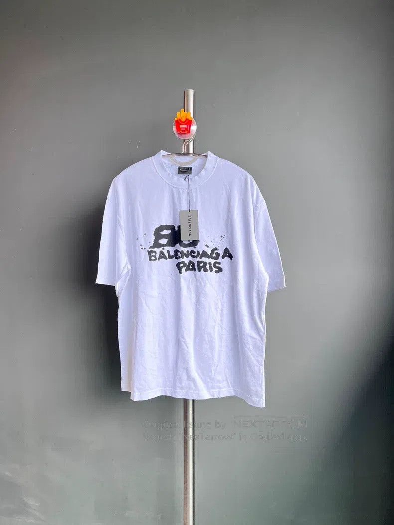 Balenciaga Balenciaga Letter Print Round Neck Short Sleeve T-Shirt Size US S / EU 44-46 / 1 - 1 Thumbnail
