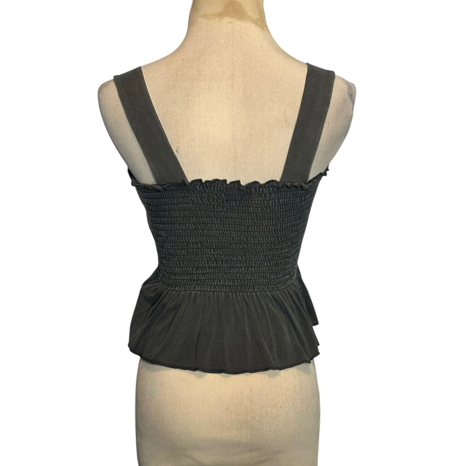 Urban Outfitters Urban Outfitters gray wash smocked peplum tank top size XS Size XS / US 0-2 / IT 36-38 - 6 Thumbnail