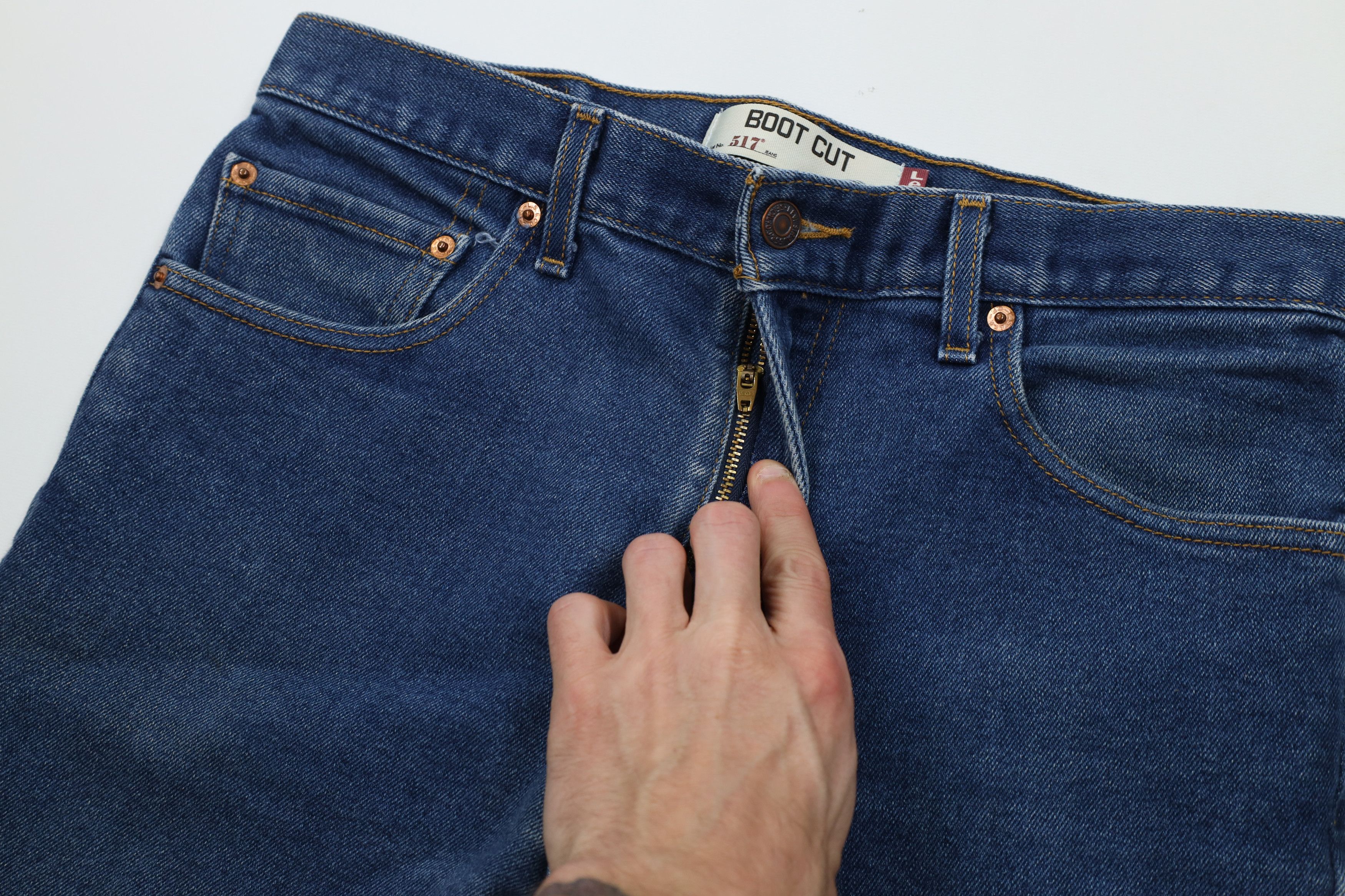 Levi's Vintage Y2K Levis 517 Western Wide Leg Boot Cut Denim Jeans Size US 34 / EU 50 - 8 Thumbnail