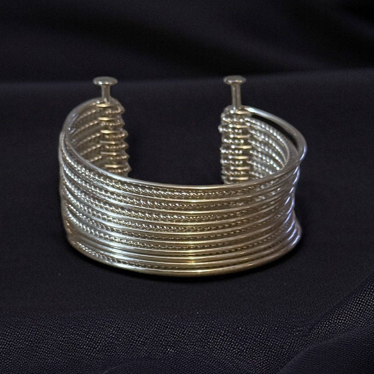 Vintage Vintage Park Lane silver tone multi bangle cuff bracelet Size ONE SIZE - 1 Thumbnail