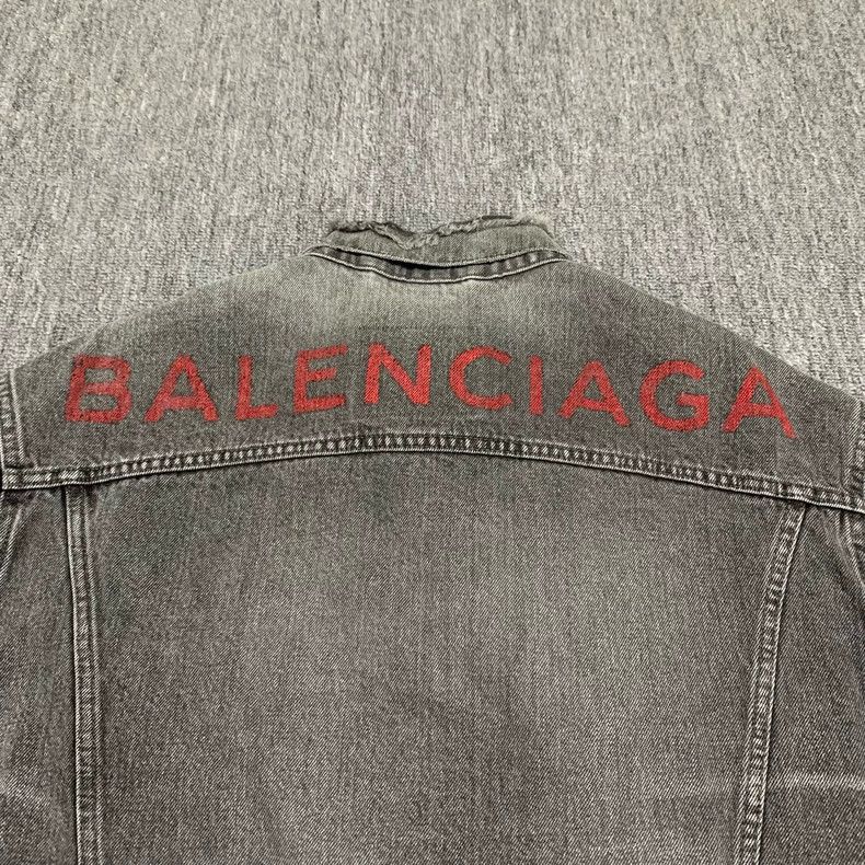 Balenciaga Balenciaga size 36 Backlogo washed denim jacket Size S / US 4 / IT 40 - 9 Thumbnail