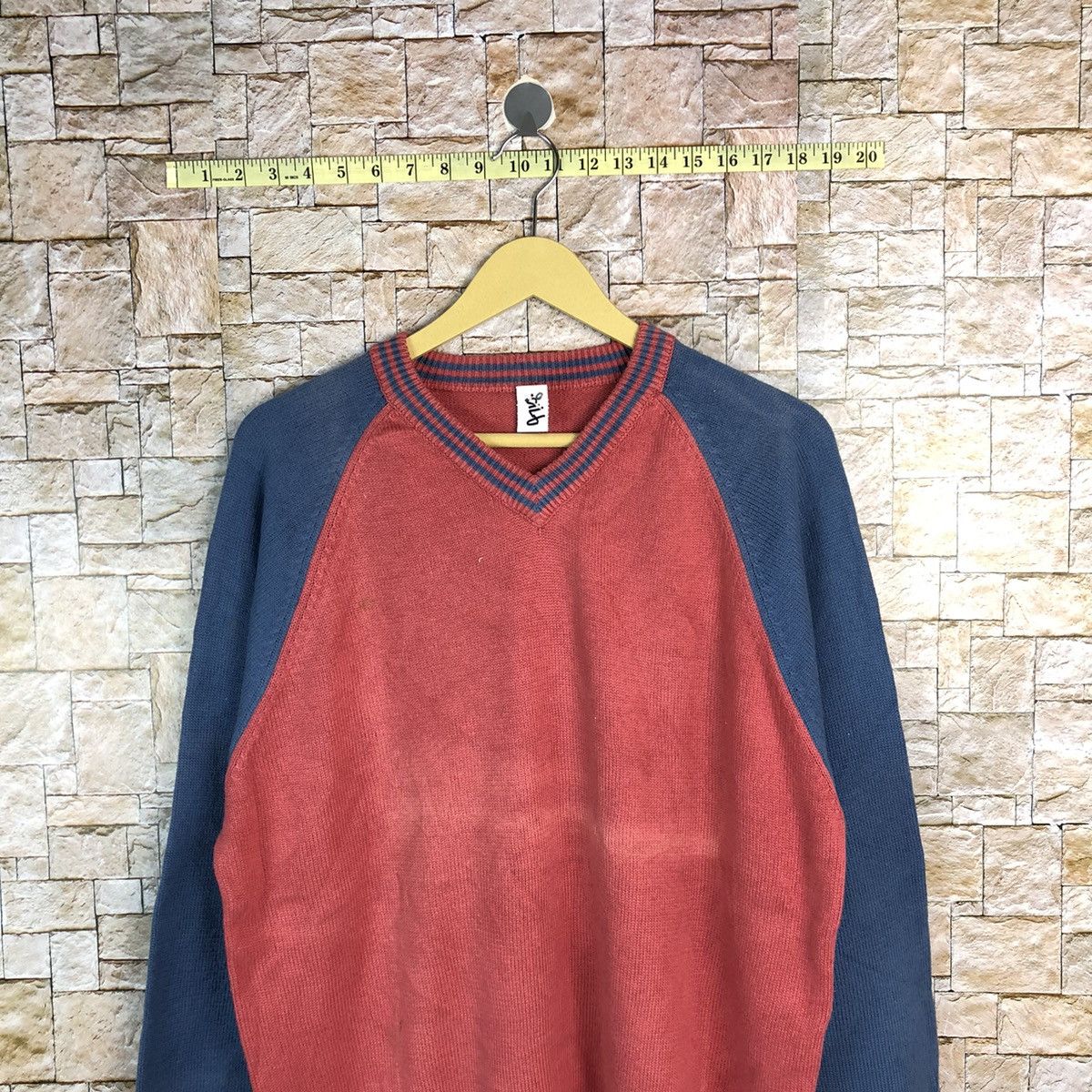 Japanese Brand × Vintage Japan vintage Red Sweatshirt #A718 Size US L / EU 52-54 / 3 - 2 Thumbnail