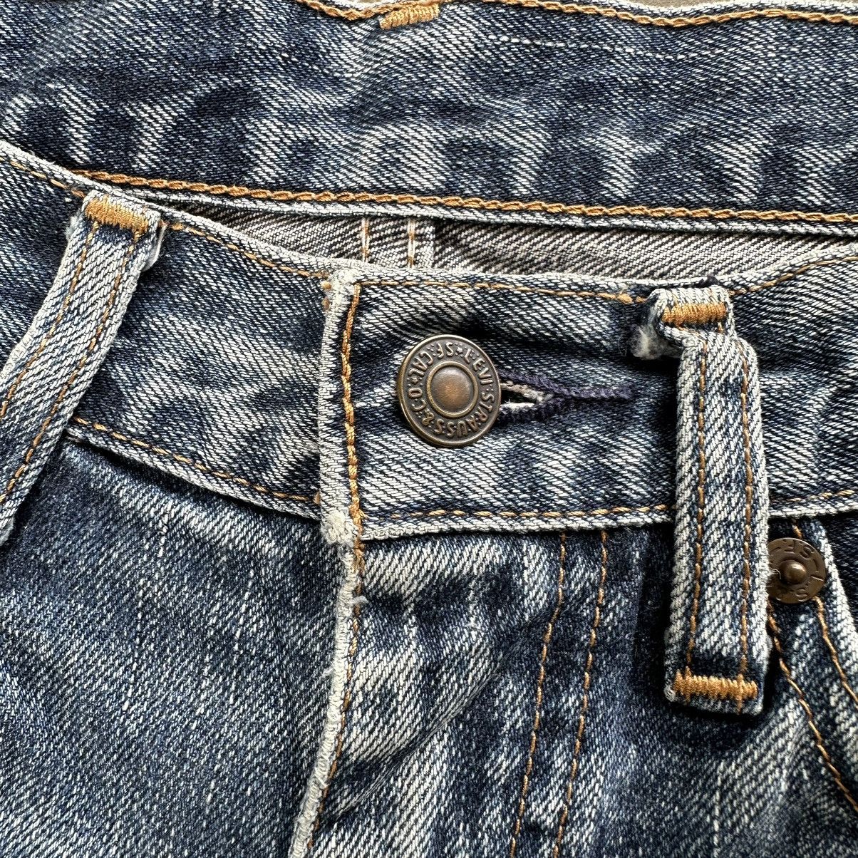Levi's Vintage Levi’s 517 FLARE Distressed Faded Denim Jean Pant Size US 30 / EU 46 - 4 Thumbnail