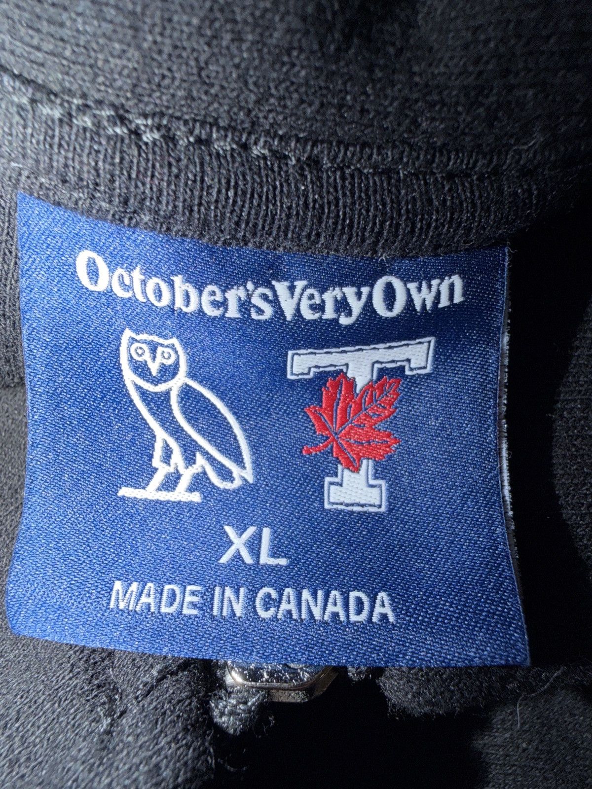 Drake OVO X UofT QUARTER ZIP SWEATSHIRT - BLACK Size US XL / EU 56 / 4 - 4 Thumbnail