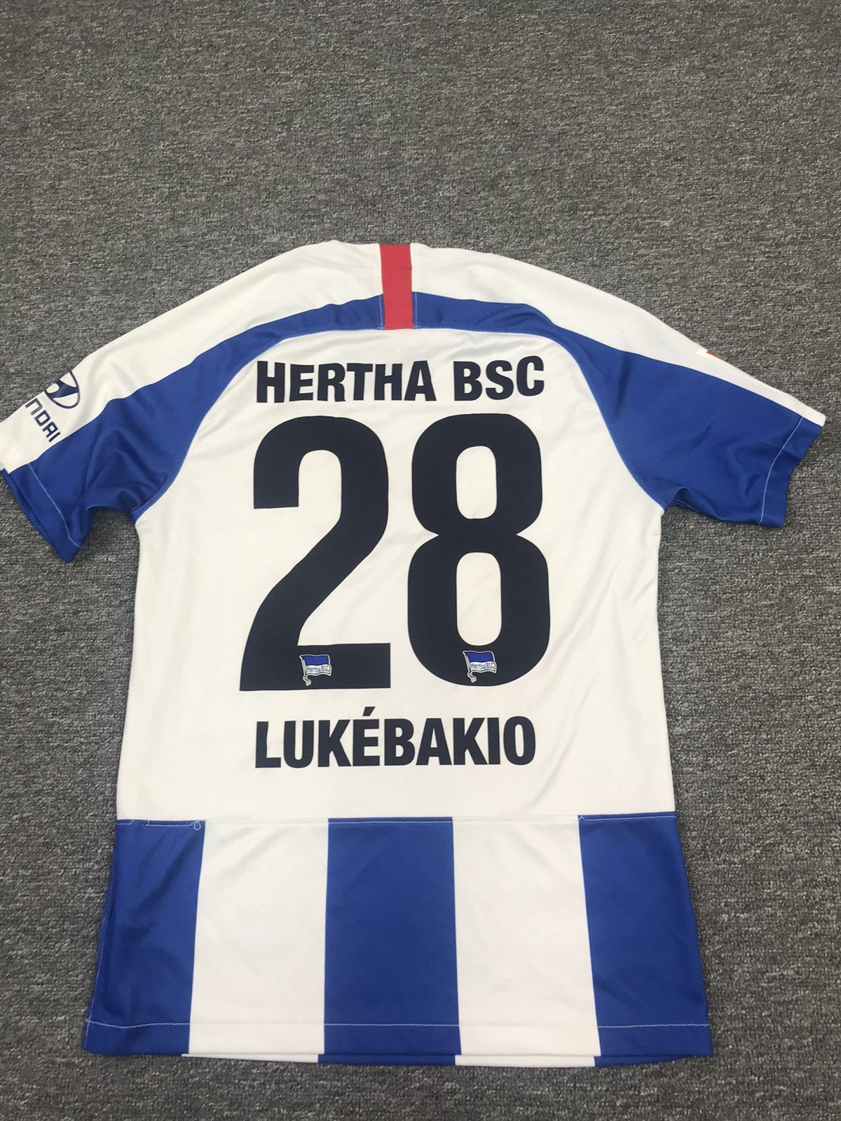 Nike Nike Hertha Berlin FC Home Football 19/20 DODI LUKEBAKIO #28 Size US S / EU 44-46 / 1 - 10 Thumbnail