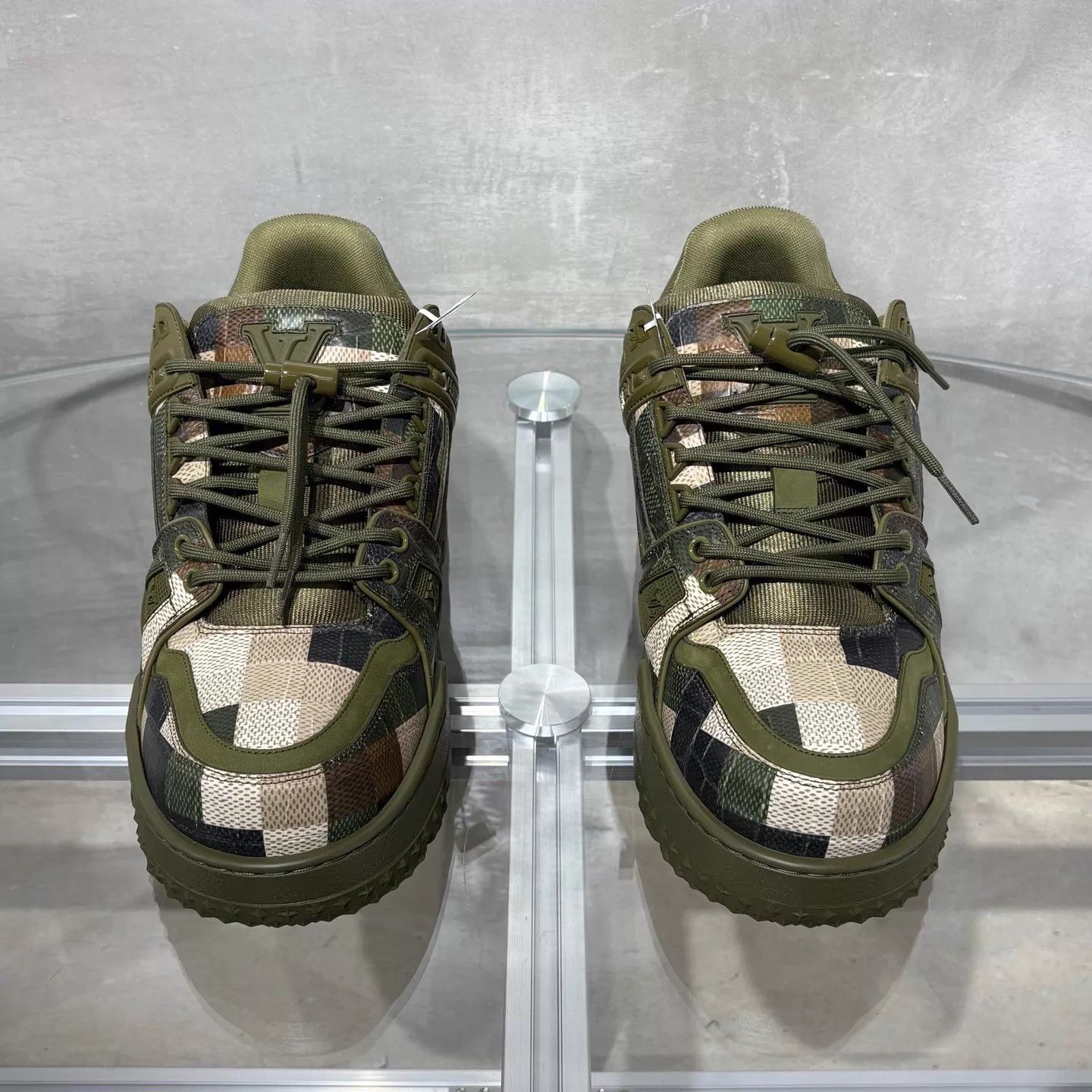 Louis Vuitton LV Trainer Pharrell x Camo Pang Ding UK8/42 Size US 9 / EU 42 - 1 Thumbnail