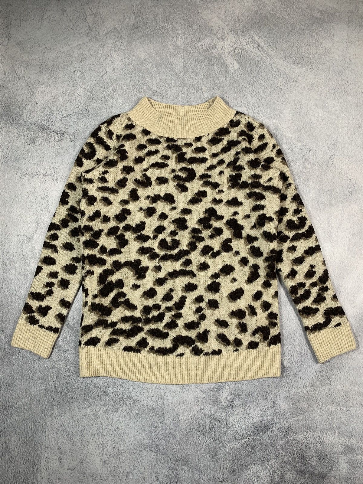 Japanese Brand Vintage Japanese coloured all over sweater streetwear size L Size L / US 10 / IT 46 - 1 Thumbnail