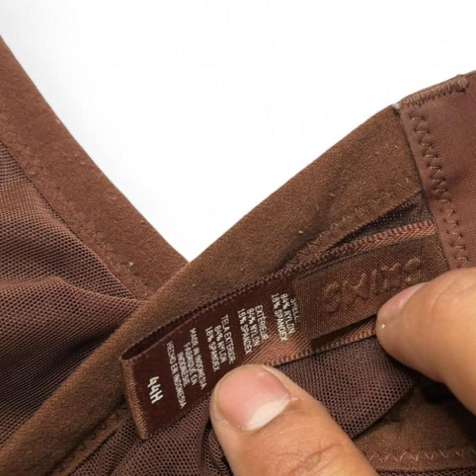 SKIMS Skims Kim K Ultra Fine Mesh Scoop Unlined Under wire brown Size ONE SIZE - 5 Thumbnail