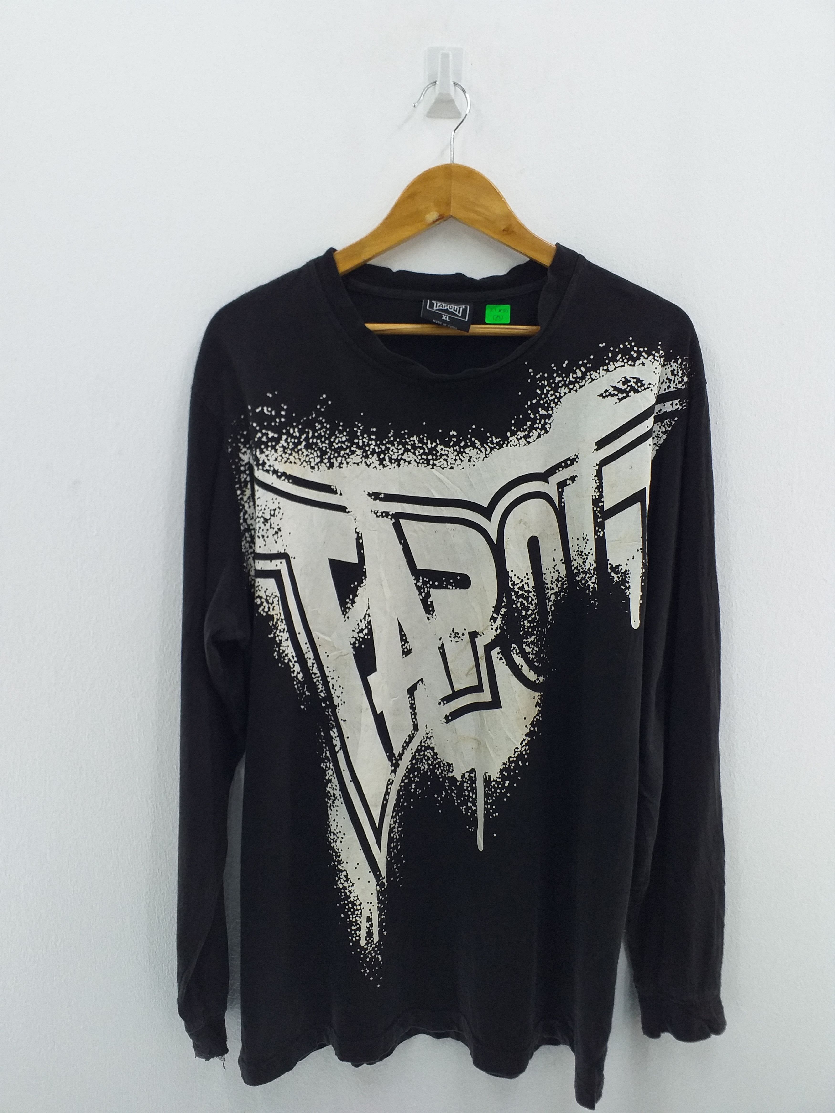 image of Rap Tees x Vintage Tapout Graphic Big Logo Xlarge T Shirt -A086 in Black, Men's