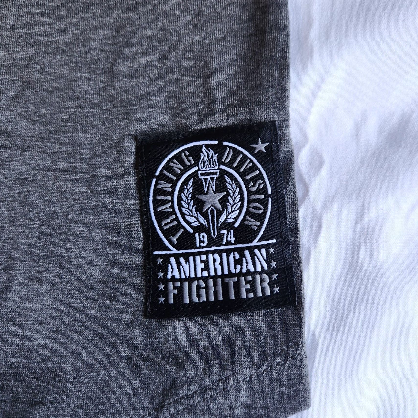 Vintage American Fighter by Affliction Fort Valley Women's SML Grey Pink Graphic T-Shirt Size S / US 4 / IT 40 - 5 Thumbnail