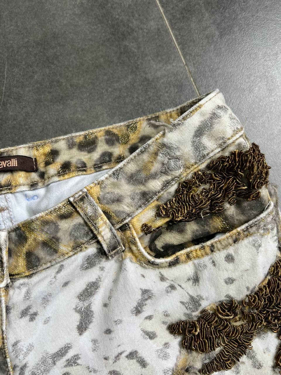 Roberto Cavalli Roberto Cavalli Leopard Print Vintage Jeans Size 28" / US 6 / IT 42 - 6 Thumbnail