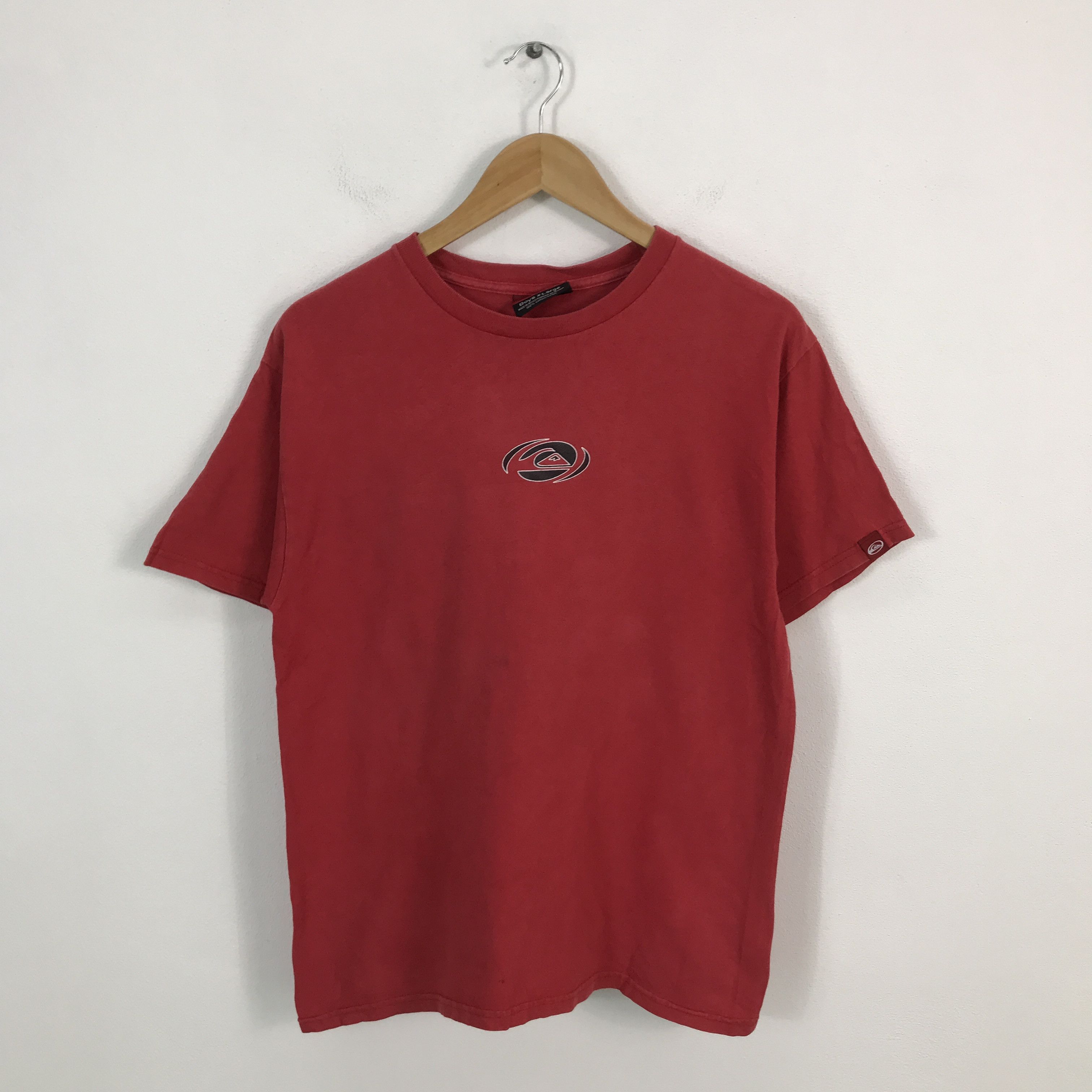 Quiksilver × Vintage y2k Quiksilver central logo tshirts Size US L / EU 52-54 / 3 - 2 Thumbnail