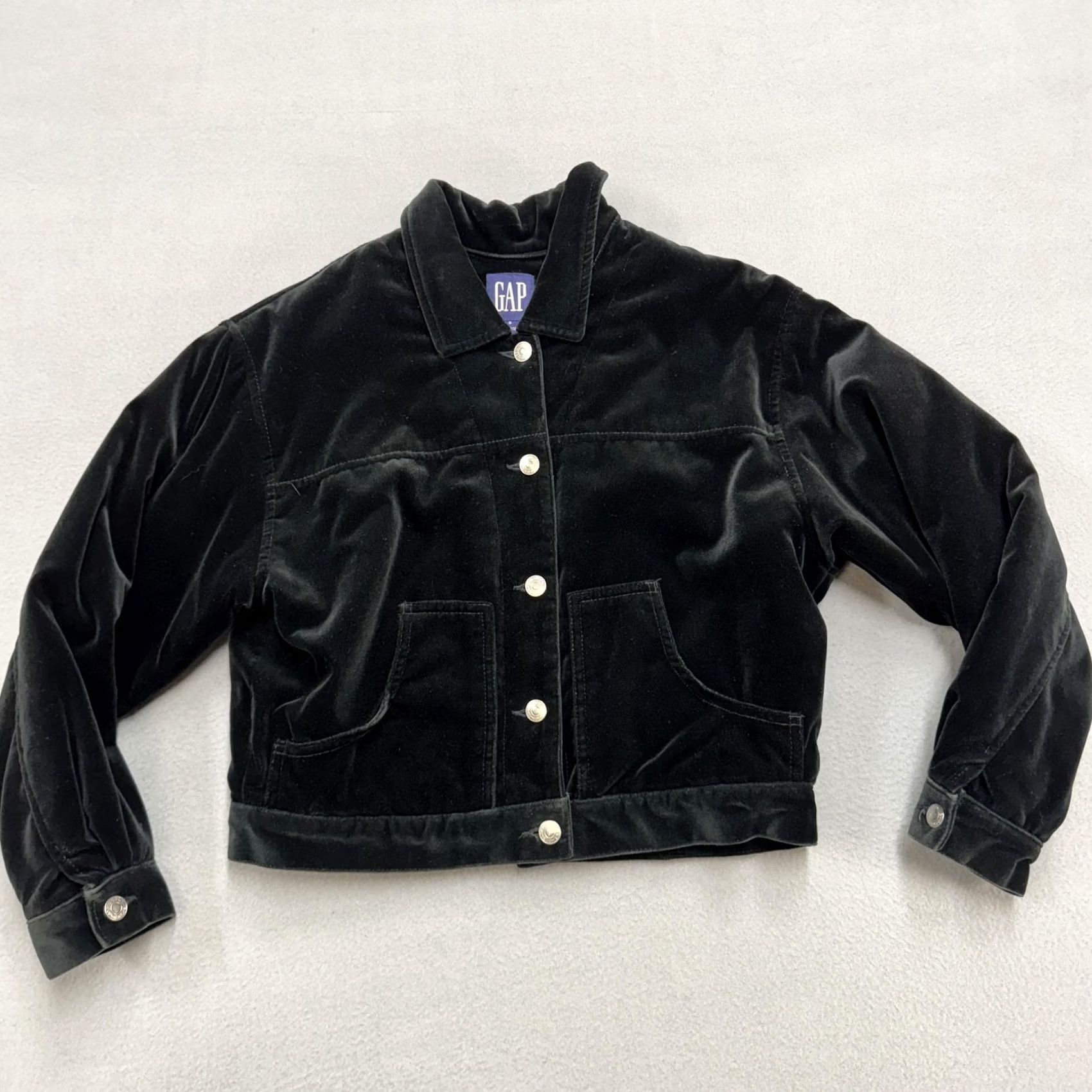 Gap VINTAGE Gap Jacket Womens Small Black Velvet Quilted Lined Cropped Trucker 90s Size S / US 4 / IT 40 - 2 Thumbnail