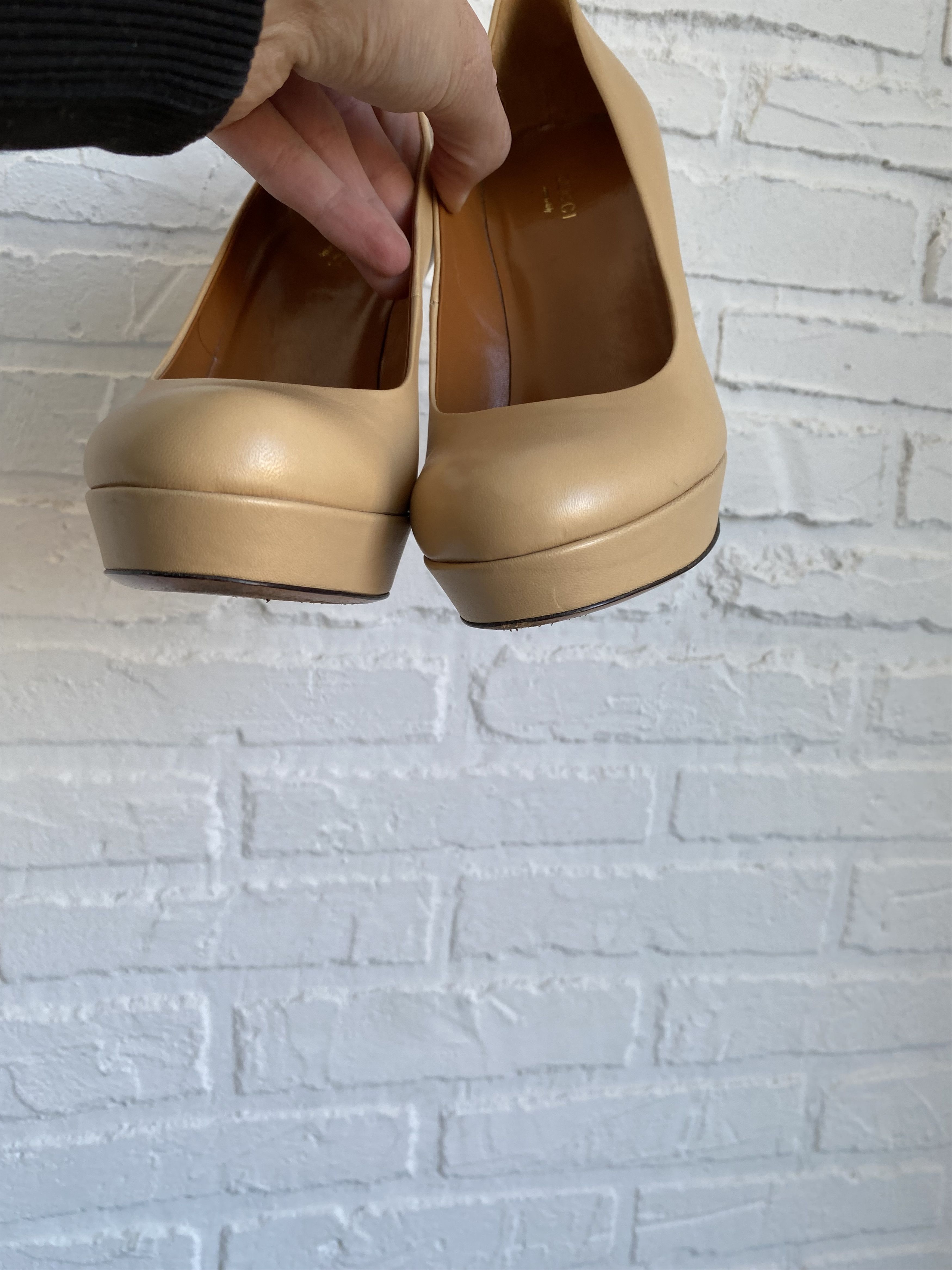 Gucci Gucci leather beige pumps Size US 7.5 / IT 37.5 - 5 Thumbnail