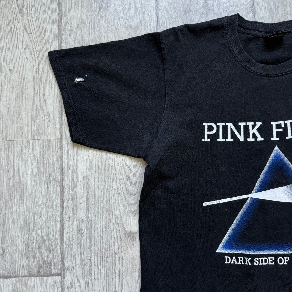 Vintage 90s Faded Pink Floyd tee Rock Band T-shirt