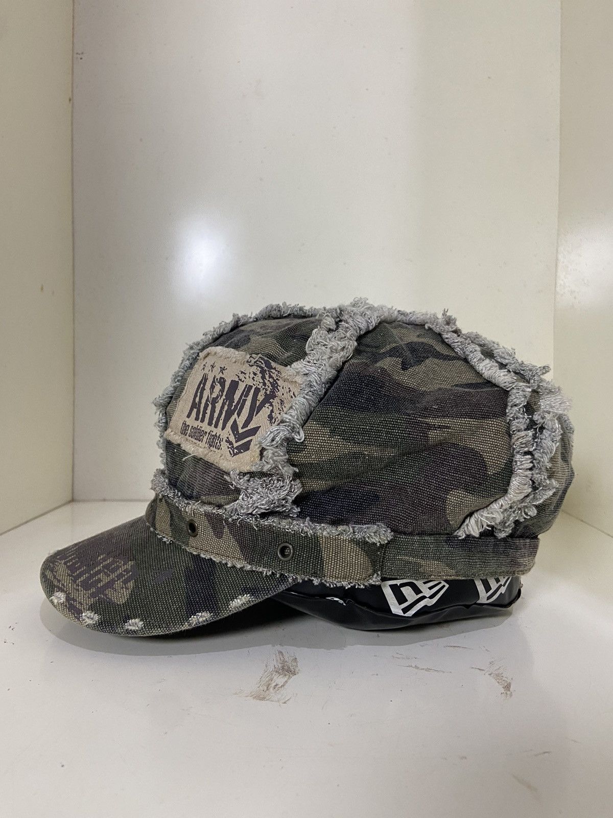 If Six Was Nine VTG military sodier hats Size ONE SIZE - 6 Thumbnail