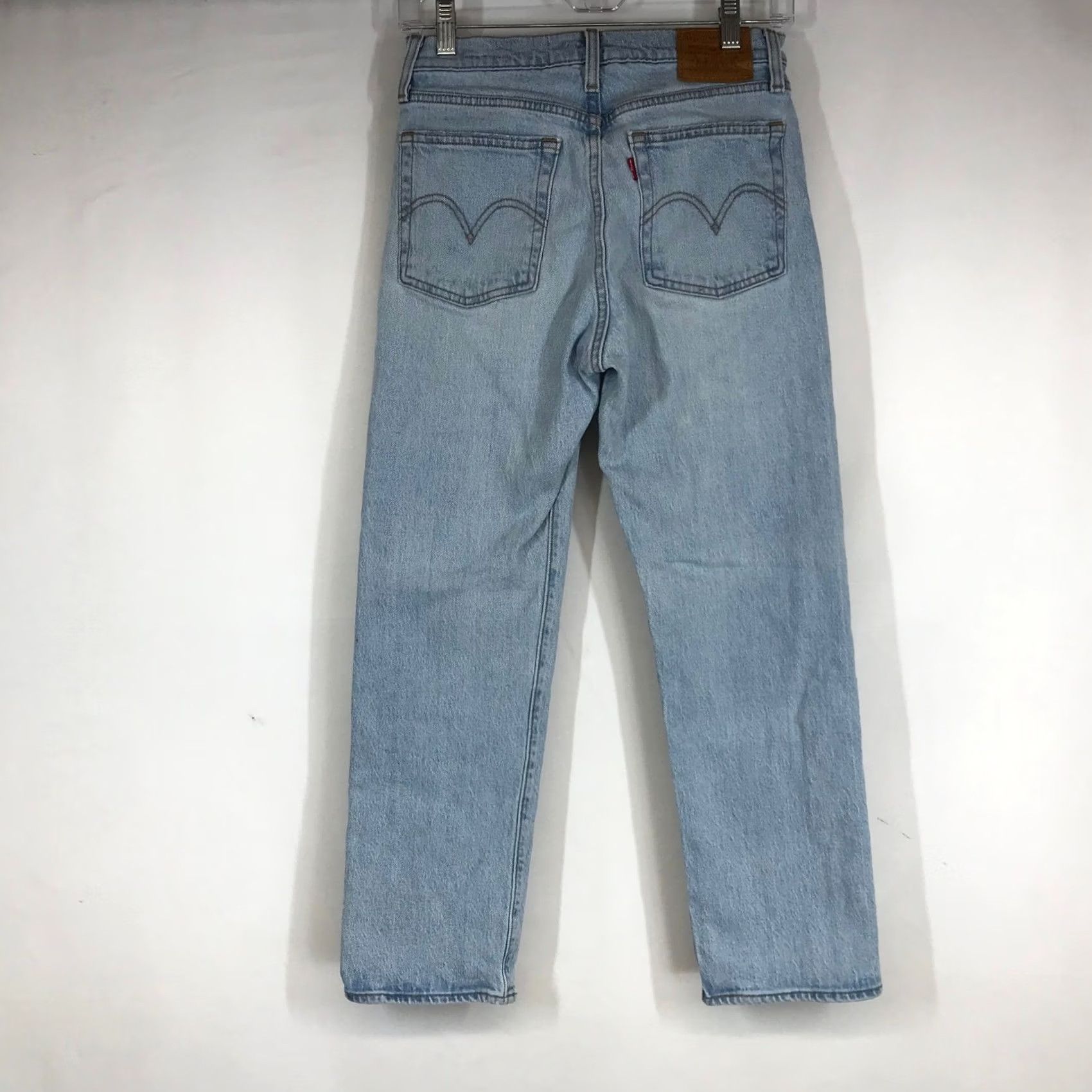 Vintage Levi's Premium Wedgie Straight Jeans Light Wash Blue High Rise Denim Size 26 Women's 5-Pocket Size 26" / US 2 / IT 38 - 4 Thumbnail