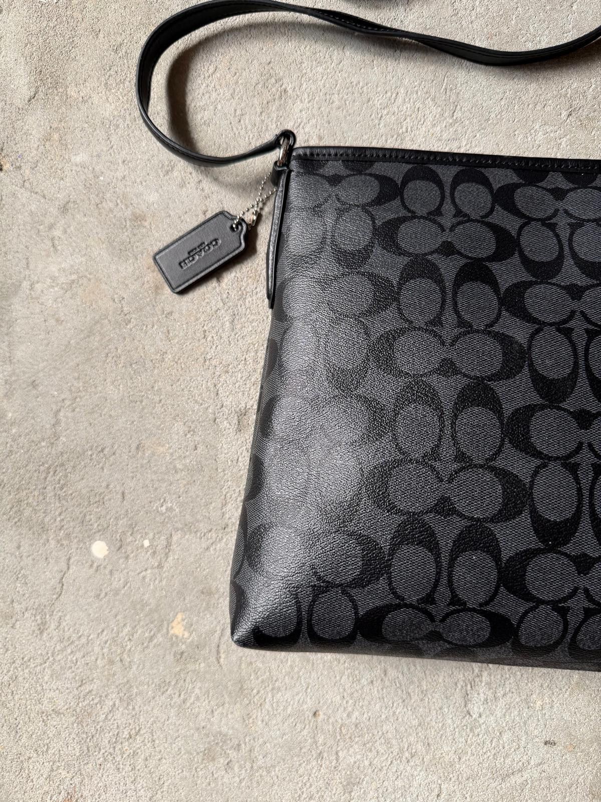 Coach Coach Signature PVC Messenger Bag Black/Grey Size ONE SIZE - 6 Thumbnail