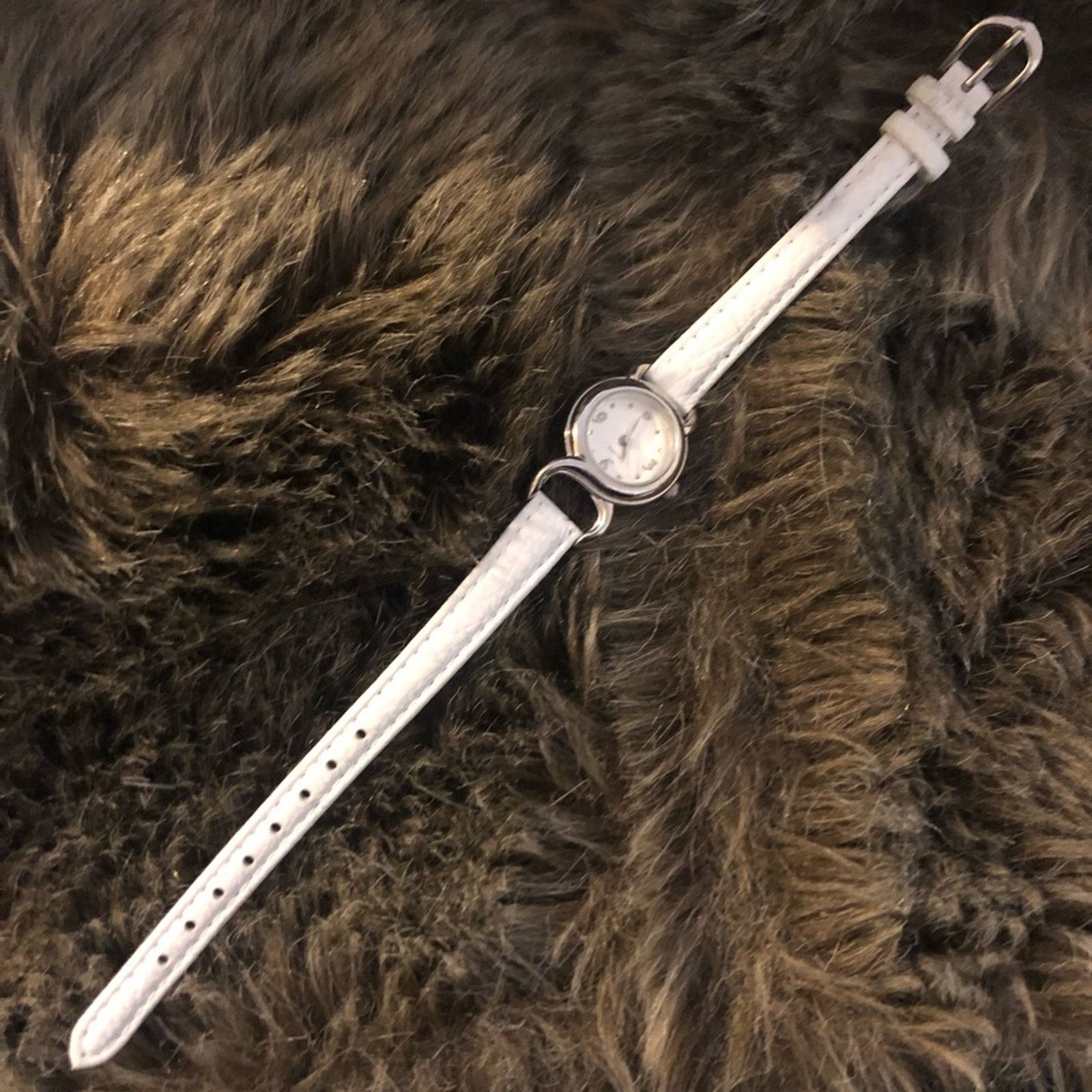 Other Ladies Diamond white genuine leather watch Size ONE SIZE - 8 Thumbnail