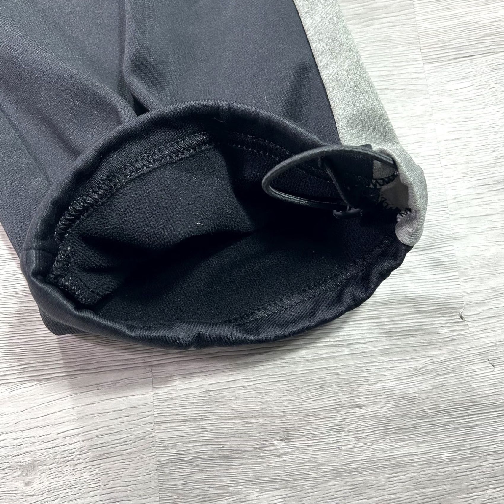 Nike Nike Therma-FIT Track Pants Mens Large Black Colorblock Fleece Athletic Training Pants Size US 33 - 4 Thumbnail