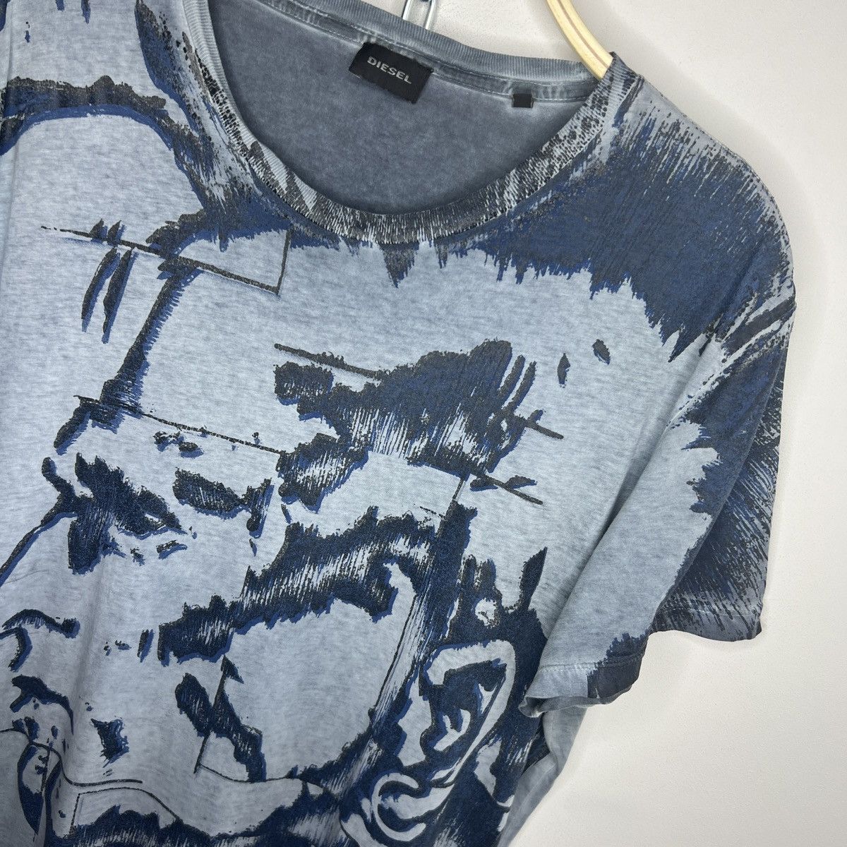 Diesel Y2K Diesel Avant Garde Tshirt Size US L / EU 52-54 / 3 - 4 Thumbnail