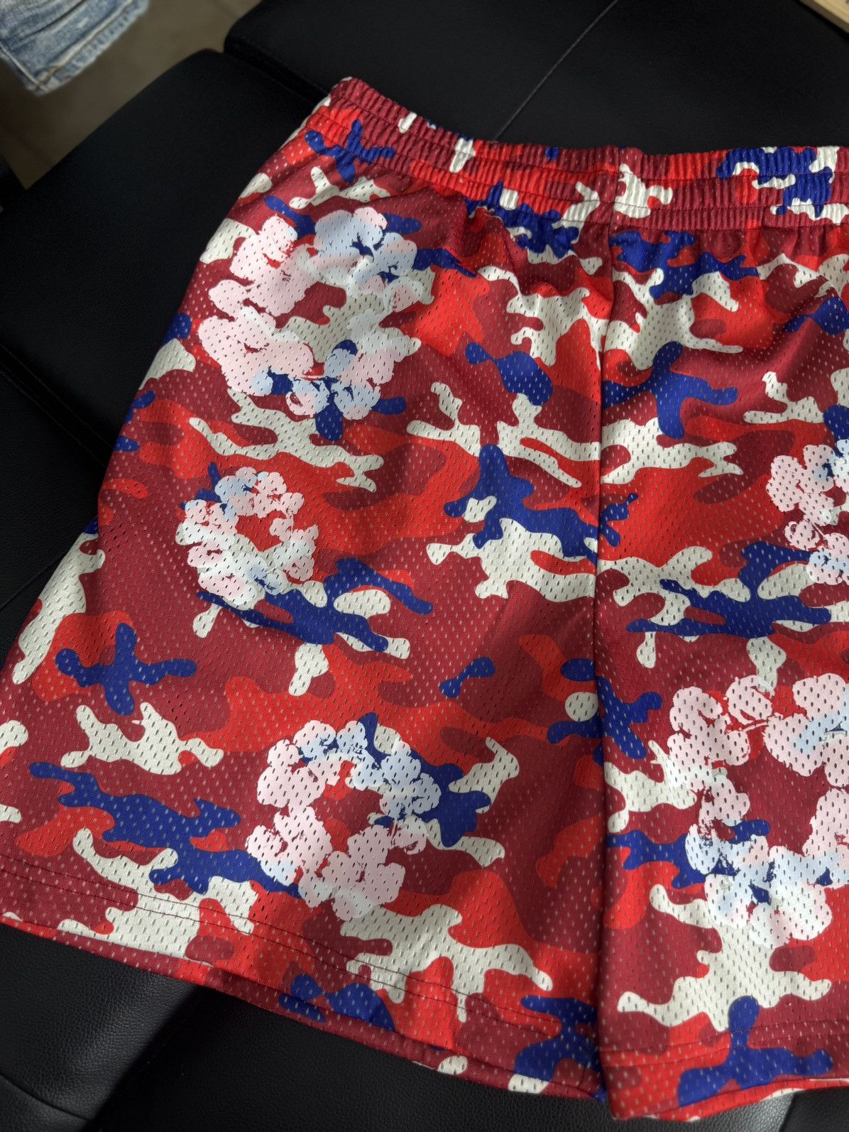 DENIM TEARS Denim Tears Mesh Summer Shorts Red Camo Size XL (NEW) Size US 36 / EU 52 - 3 Thumbnail