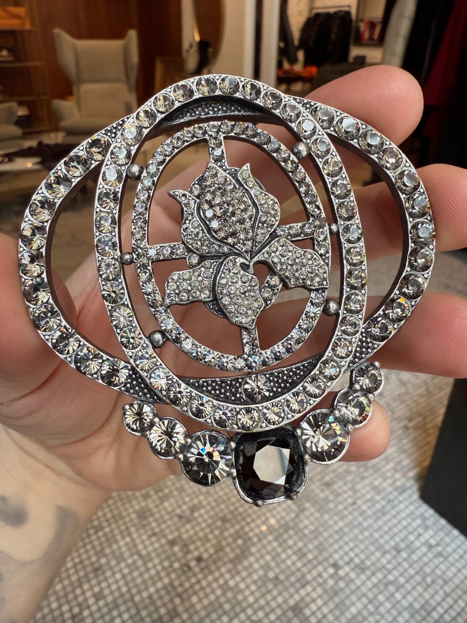 Lanvin Lanvin Crystal Embellished Floral Design Brooch Size ONE SIZE - 9 Thumbnail