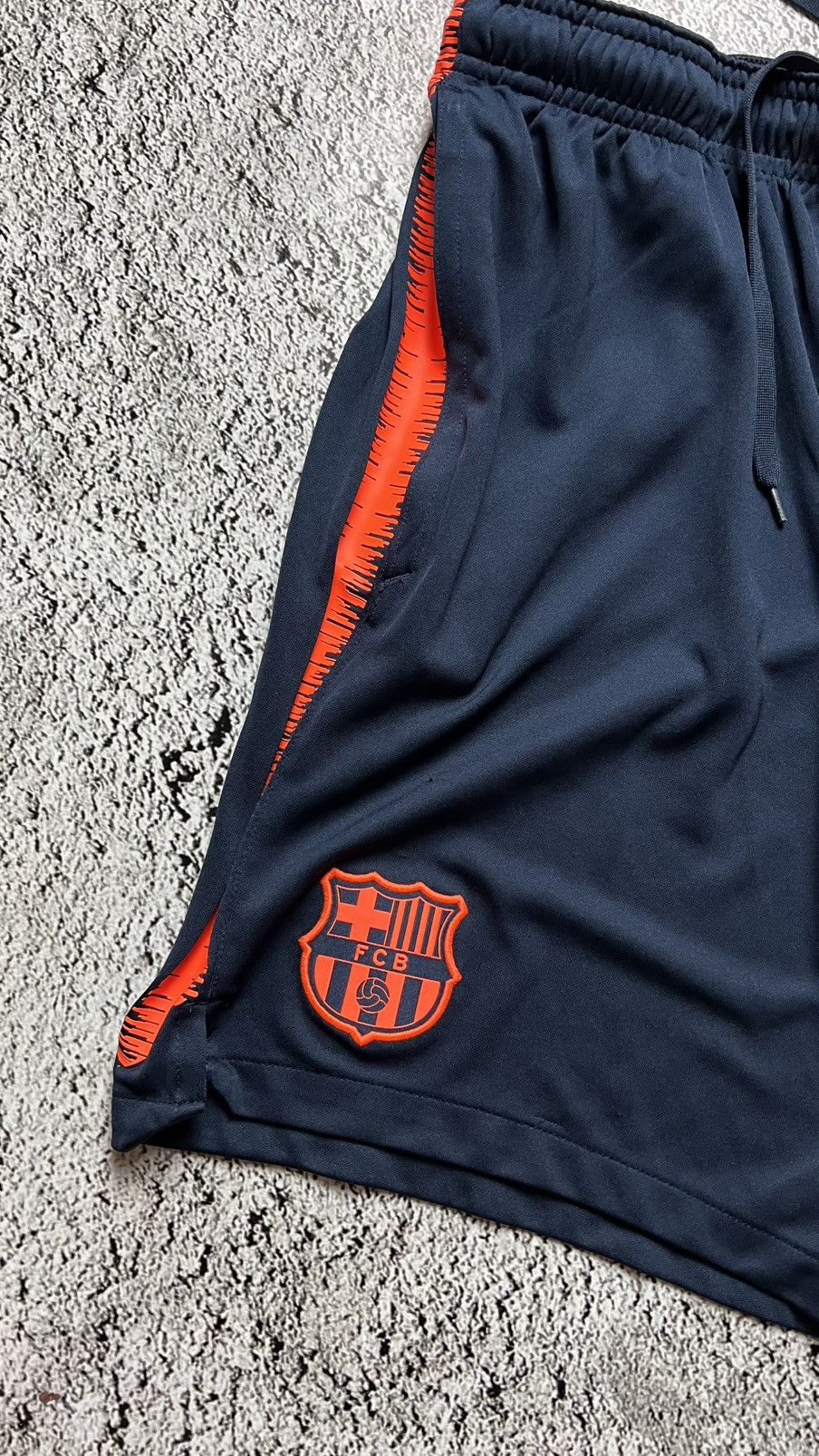 Nike FCB Barcelona nike football drill shorts Size US 34 / EU 50 - 2 Thumbnail