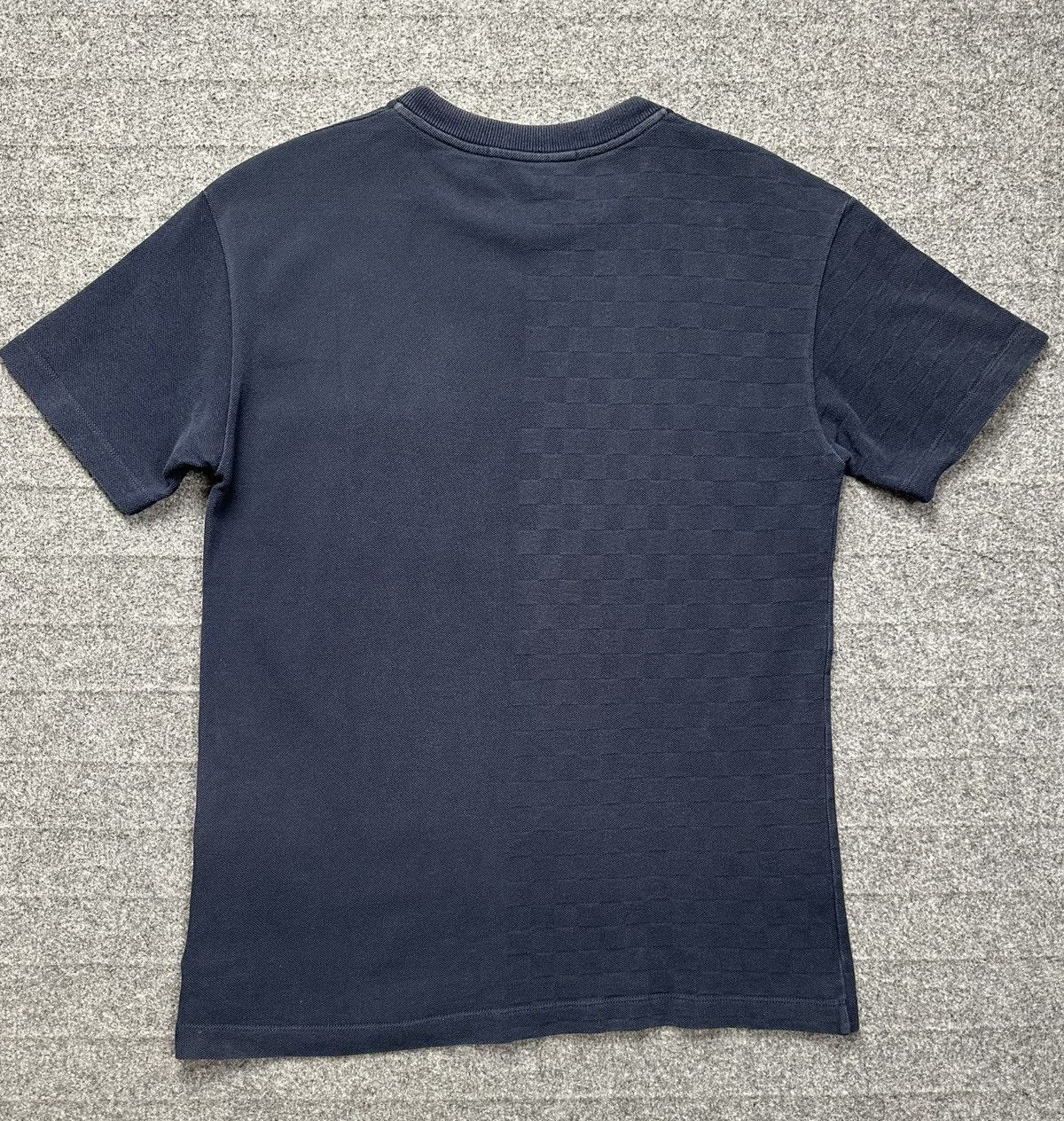Louis Vuitton Louis Vuitton - Half Damier Pocket Tee - Navy Size US XS / EU 42 / 0 - 5 Thumbnail