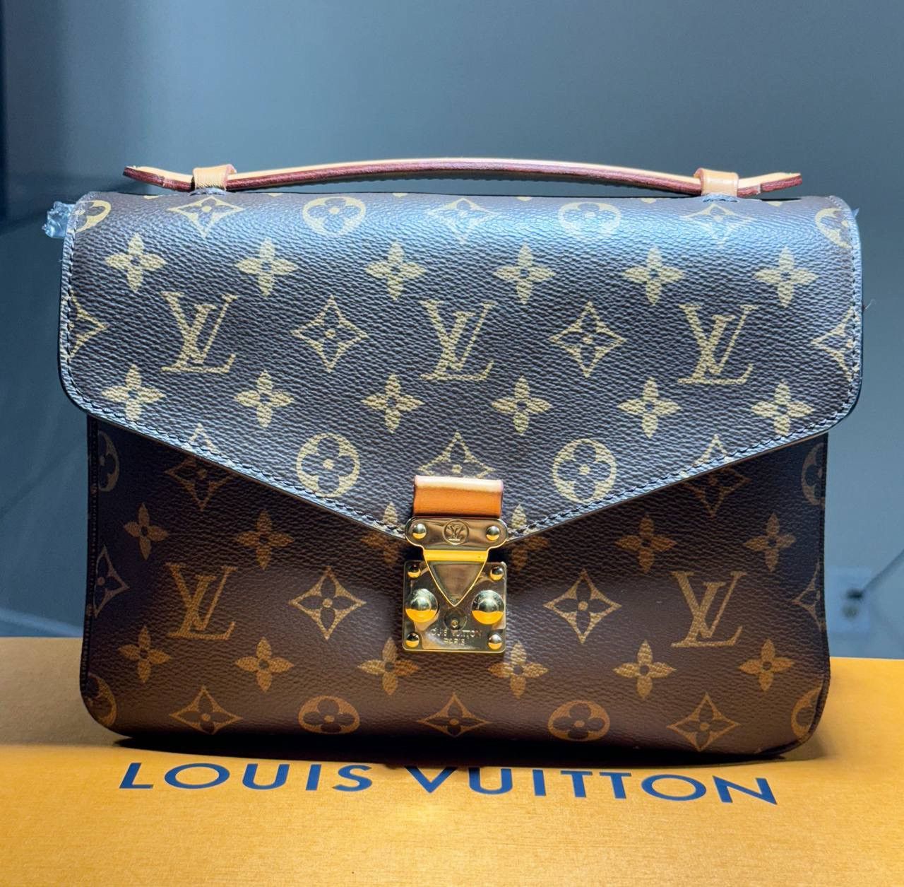 Louis Vuitton Authentic Louis Bag Vuitton Pochette Métis Monogram M44875 Size ONE SIZE - 2 Thumbnail