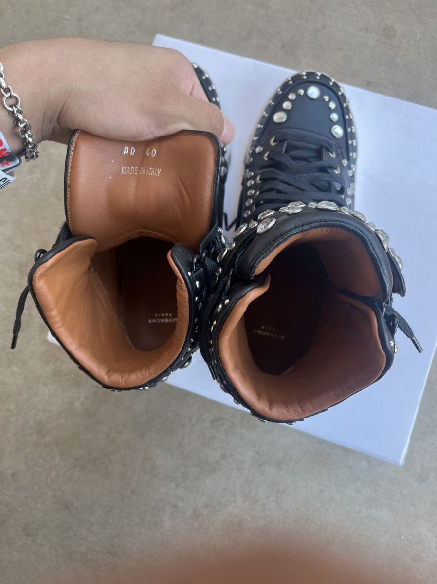 Givenchy Studded/Crystal Givenchy Tysons Size US 7 / EU 40 - 5 Thumbnail