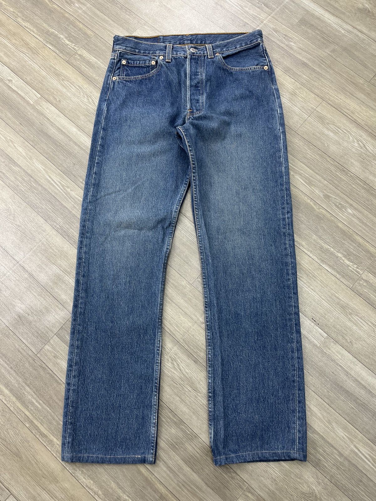 Levi's Vintage Clothing 🇺🇸1990s Vintage Levis 501 USA Straight 31x32 Faded Blue Jeans Size US 31 - 1 Thumbnail