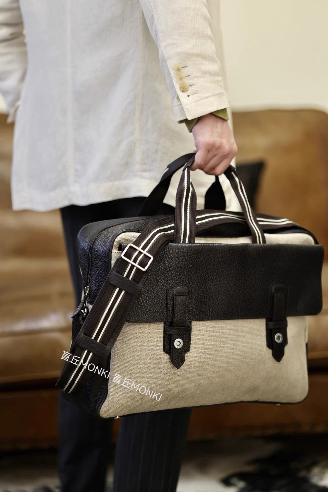 Alfred Dunhill Dunhill Travel Bag Crossbody Shoulder Gym Men's Bag K32 Size ONE SIZE - 1 Thumbnail
