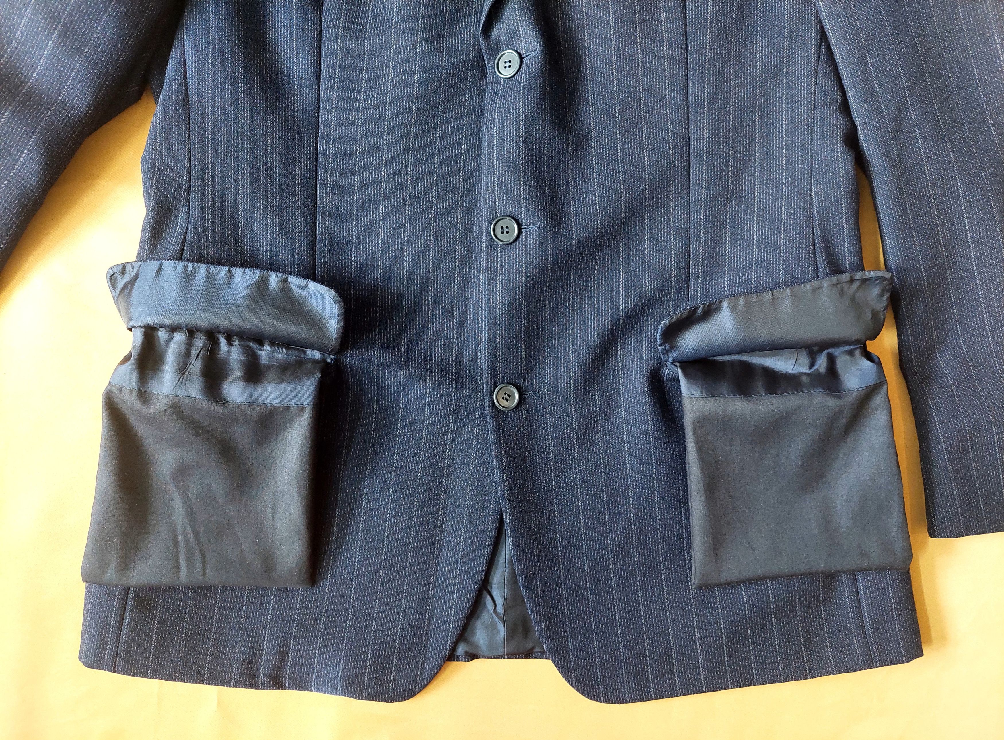 Romeo Gigli Romeo Gigli Wool Blazer Navy Pinstripe 90s Mens Size 50 IT Size 50R - 8 Thumbnail