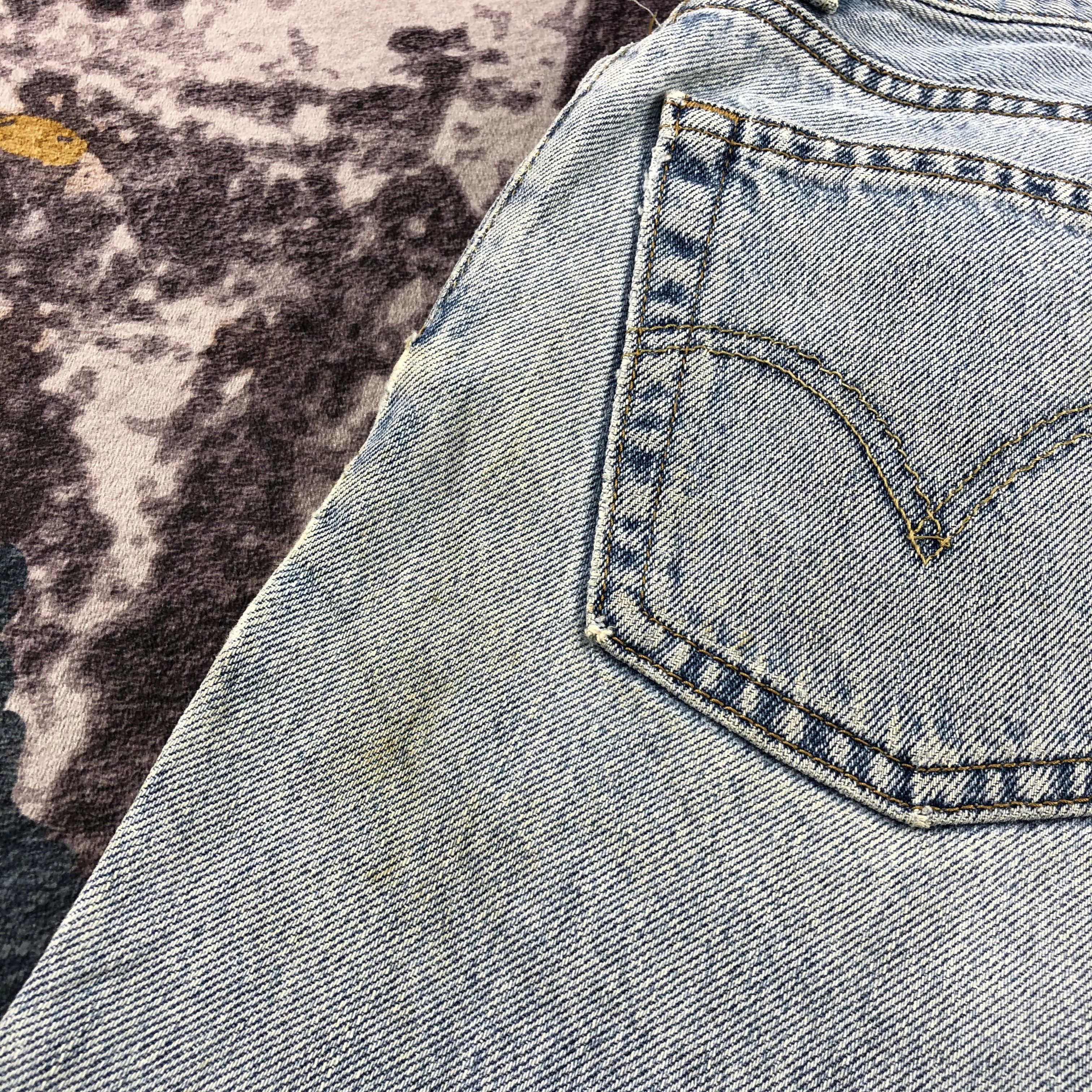 Levi's × Vintage Vintage Light Wash Levis 560 Jeans-JM3000 Size US 35 - 7 Thumbnail