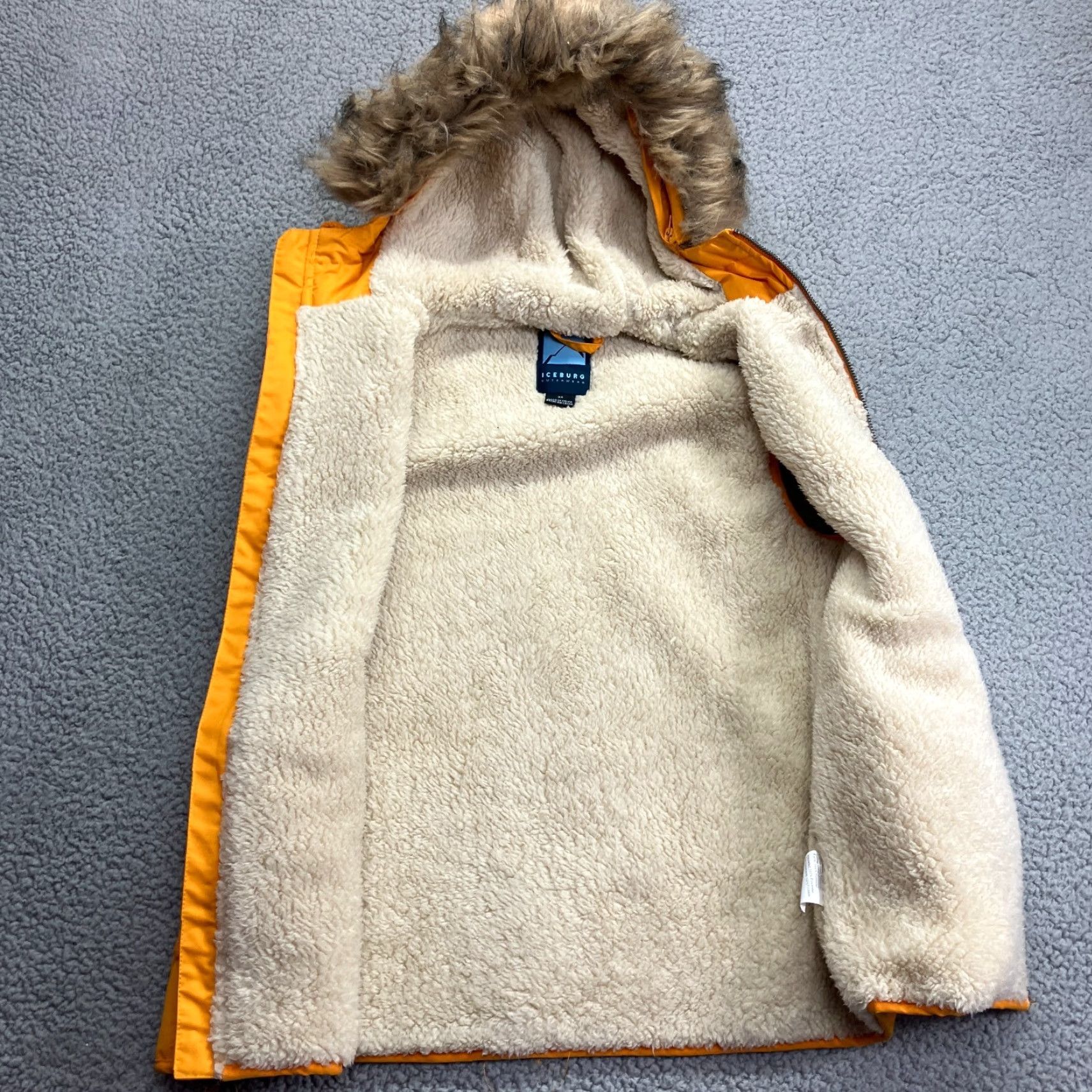 Vintage VINTAGE Iceberg Outfitters Faux Fur Hooded Fleece Lined Puffer Vest Women’s Size M Yellow Hooded Womens Vest Medium Size M / US 6-8 / IT 42-44 - 5 Thumbnail