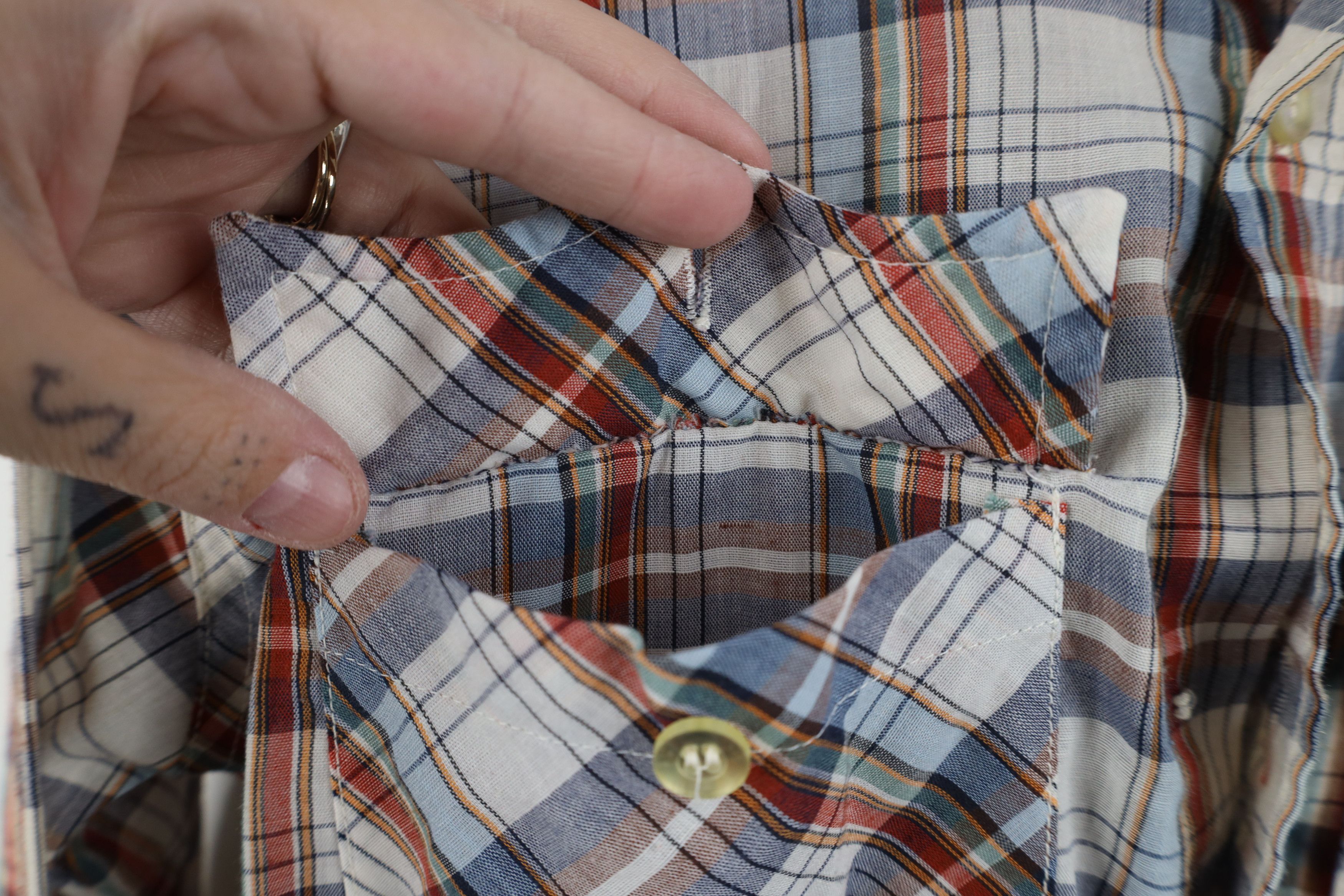 Levi's Vintage 70s Levis Rainbow Plaid Collared Button Shirt USA Size US S / EU 44-46 / 1 - 6 Thumbnail