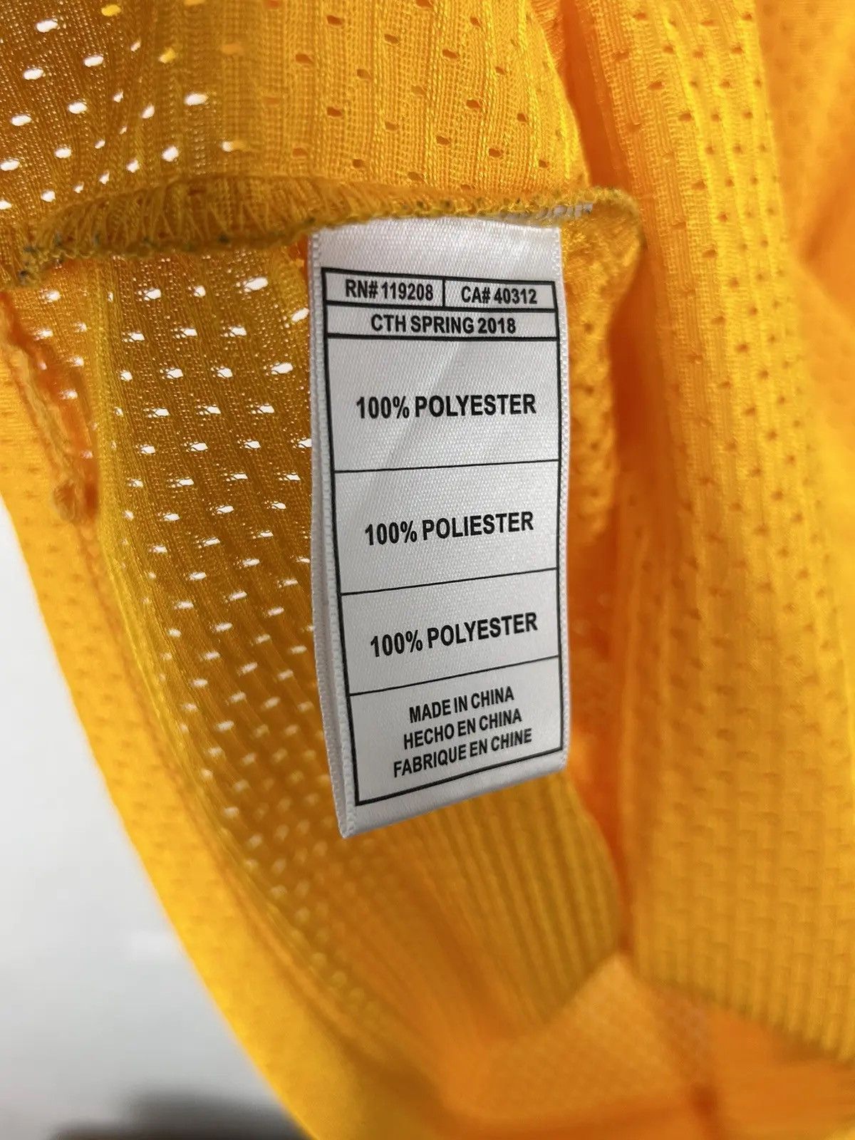 Mitchell & Ness Mitchell & Ness L.A. Lakers 2018 NBA HWC Jersey In Yellow Size US M / EU 48-50 / 2 - 8 Thumbnail