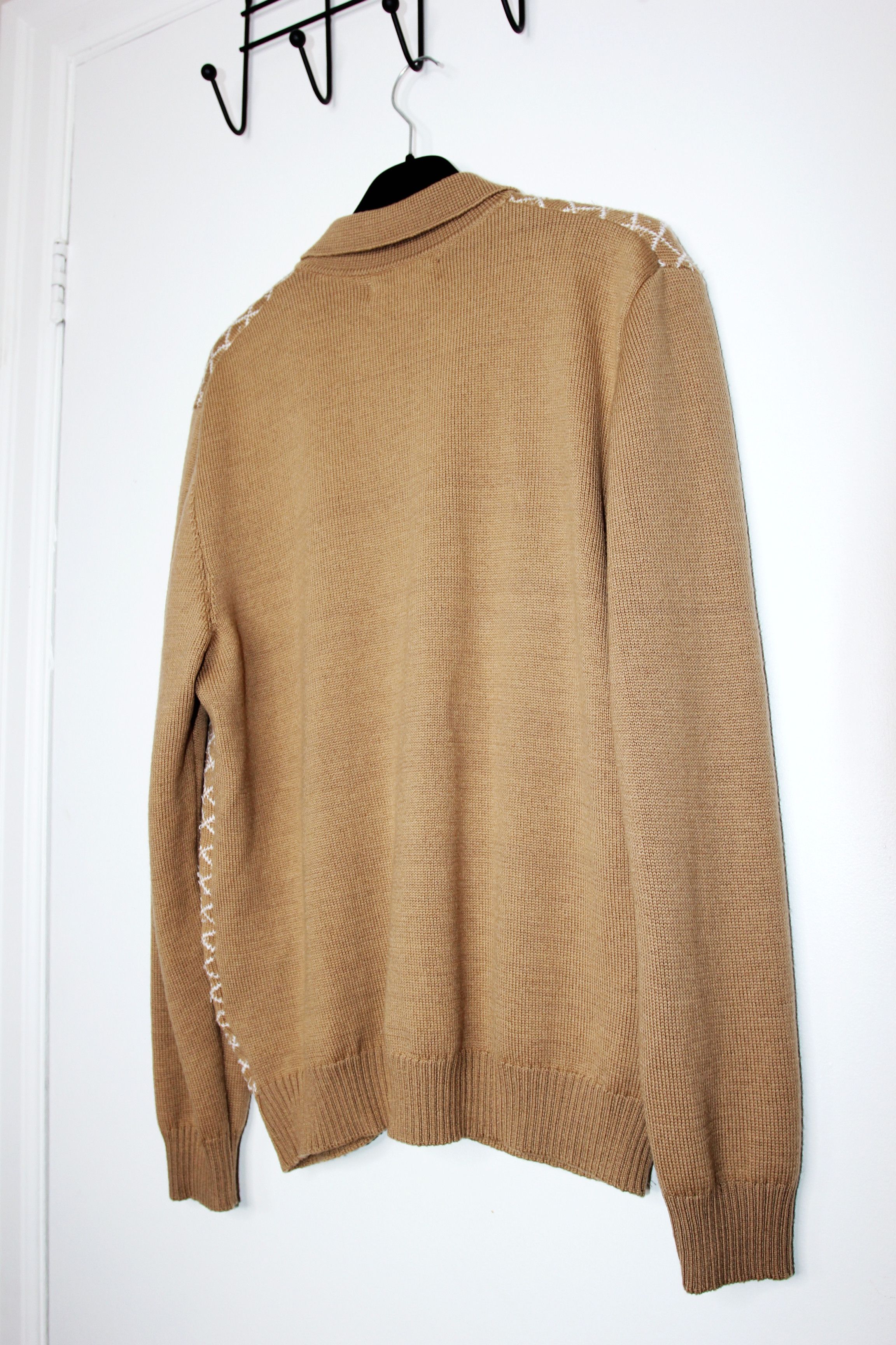 Ernest W. Baker BNWT SS24 ERNEST W. BAKER QUILTED BOUCLE POLO CARDIGAN L Size US L / EU 52-54 / 3 - 7 Thumbnail