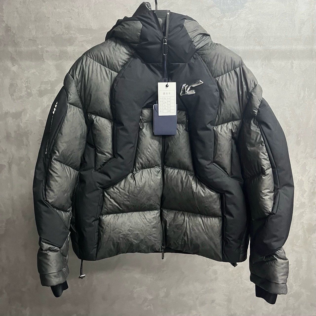 louis vuitton gray puffer jacket with hood