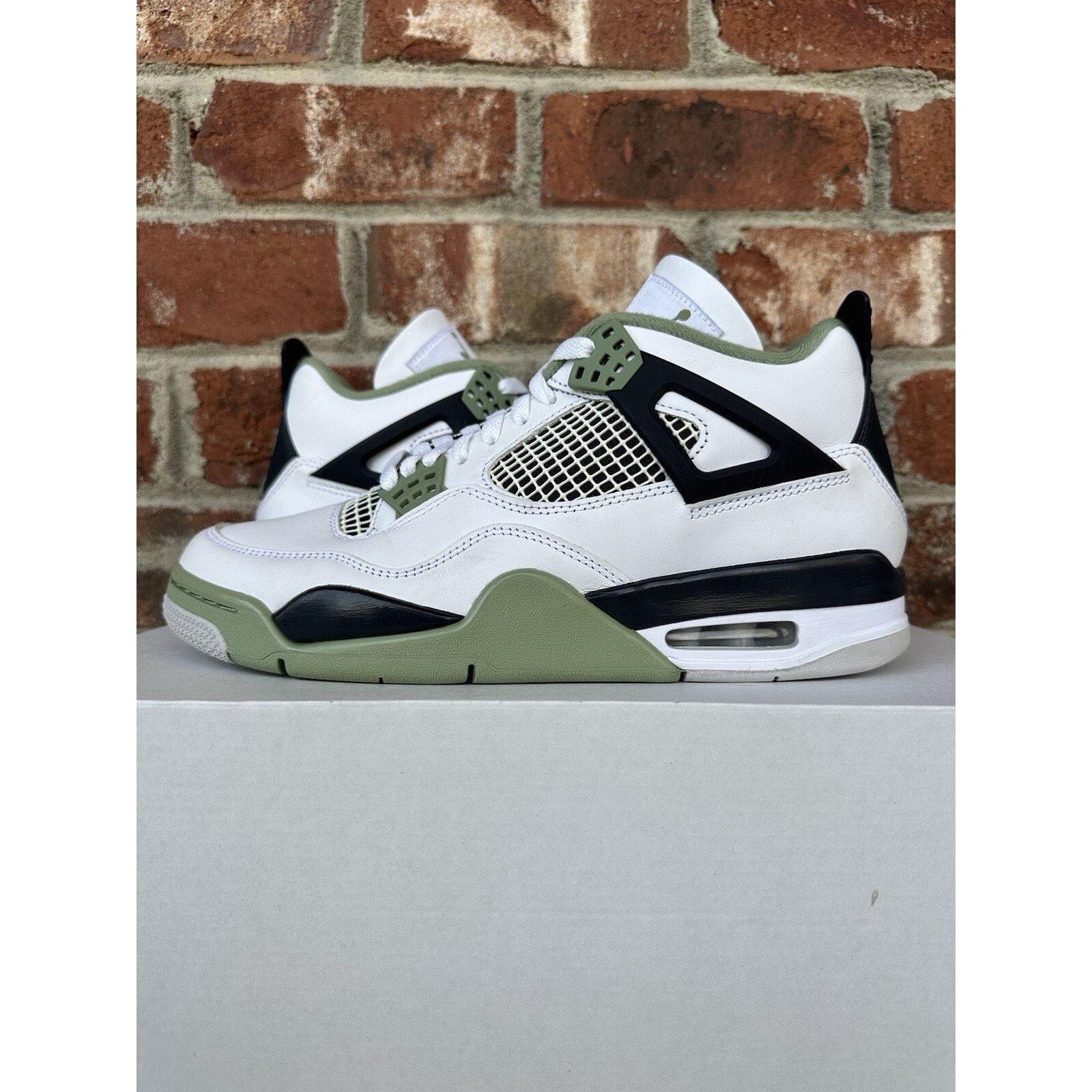 Jordan Brand Jordan 4 Retro Seafoam W - Size 10.5w/9m Size US 10.5 / IT 40.5 - 1 Thumbnail